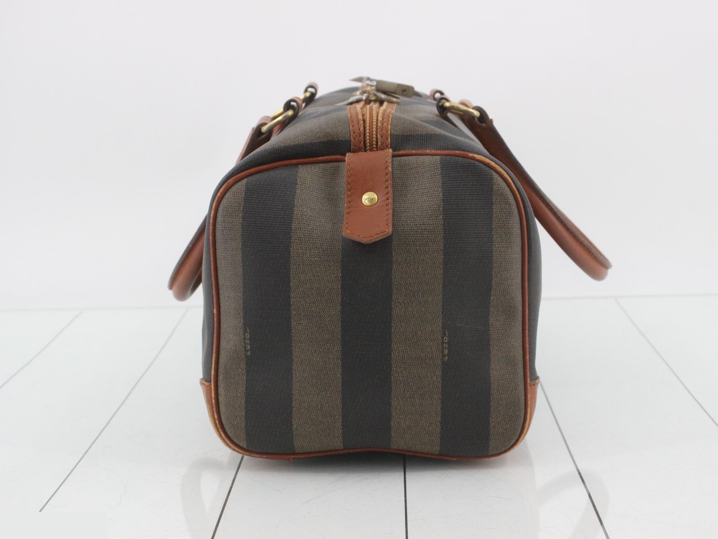 Pecan handbag, striped. — view 3