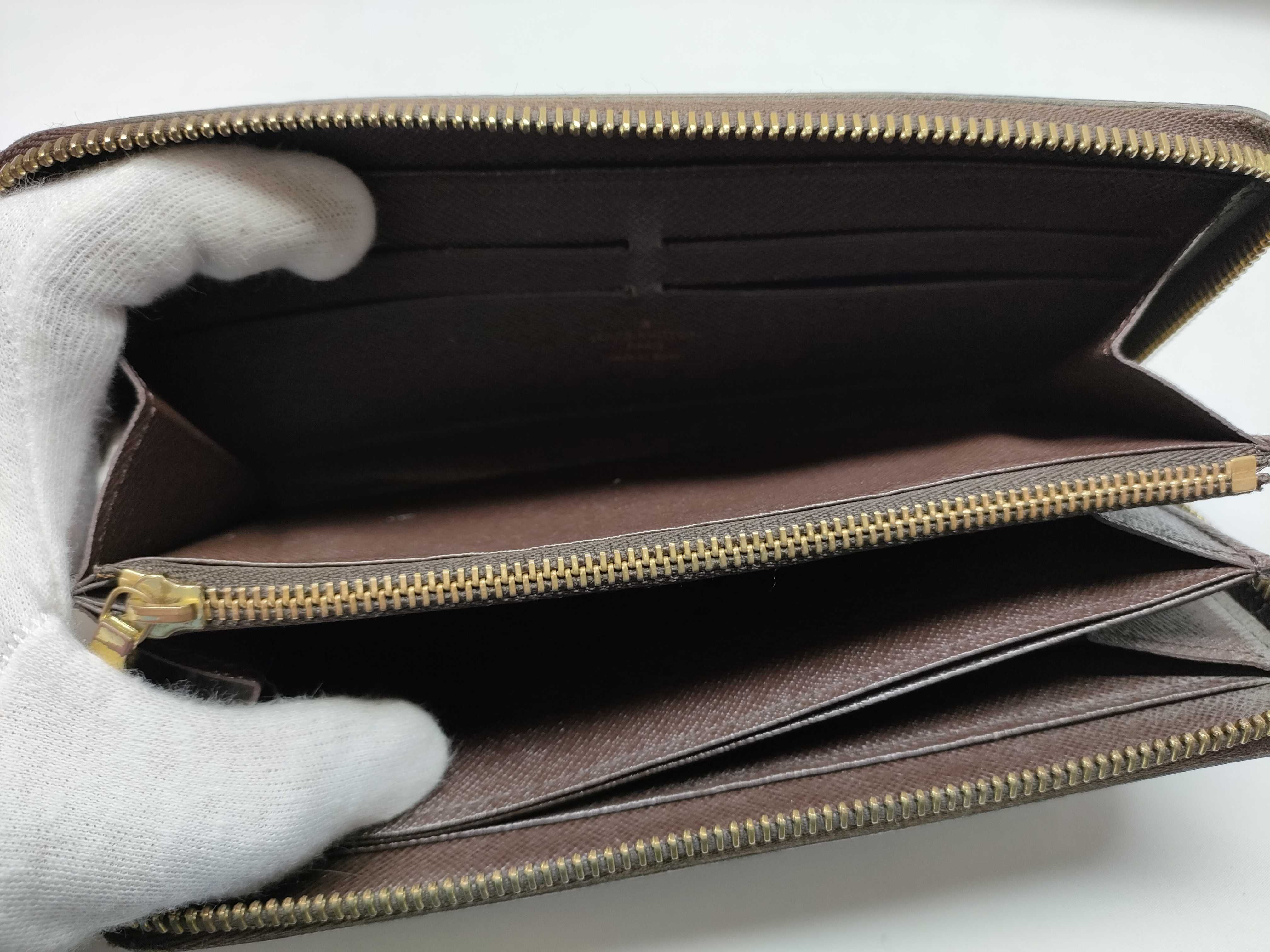 Damier Zippy Wallet — view 11