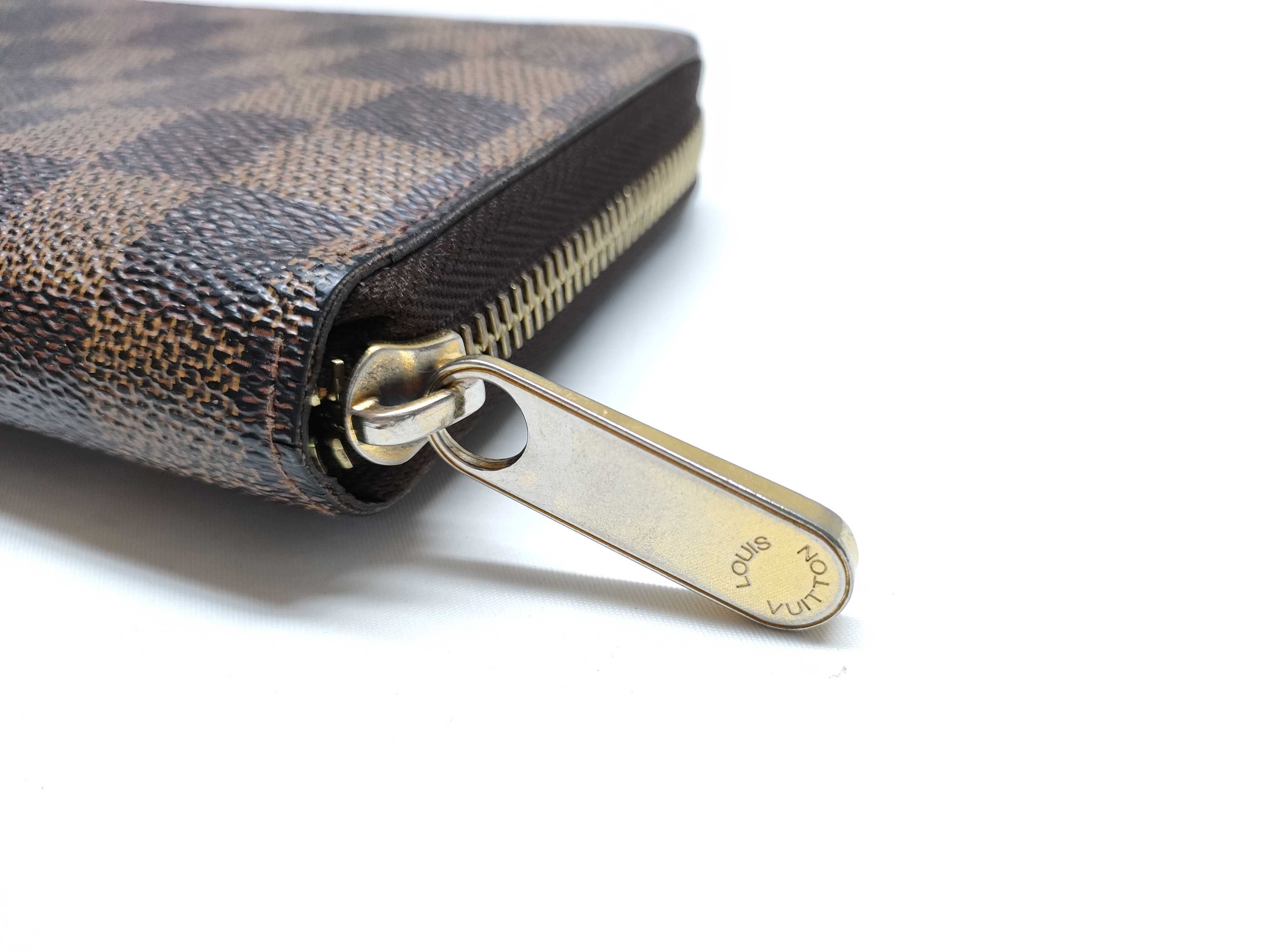 Damier Zippy Wallet — view 3