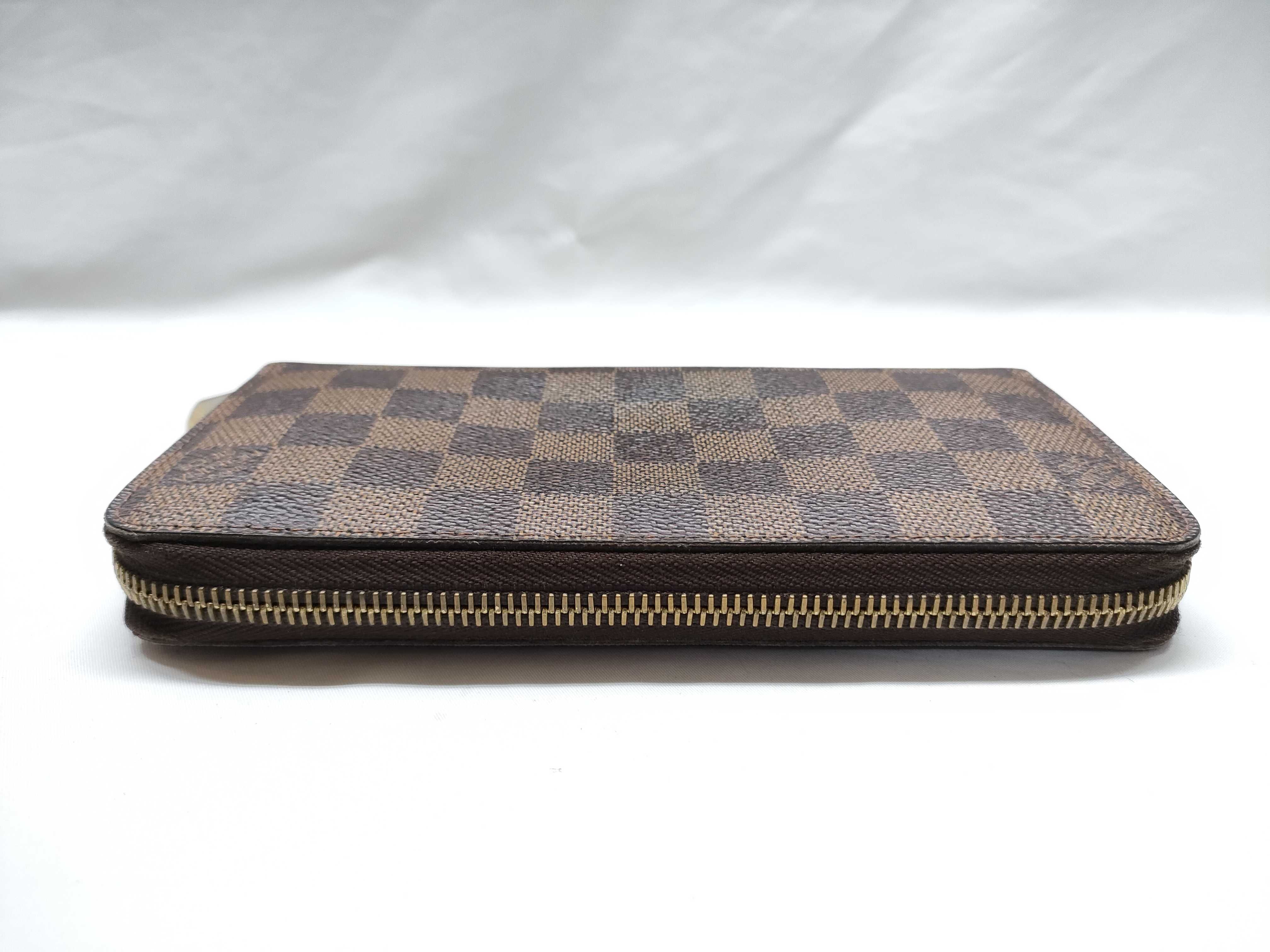 Damier Zippy Wallet — view 7