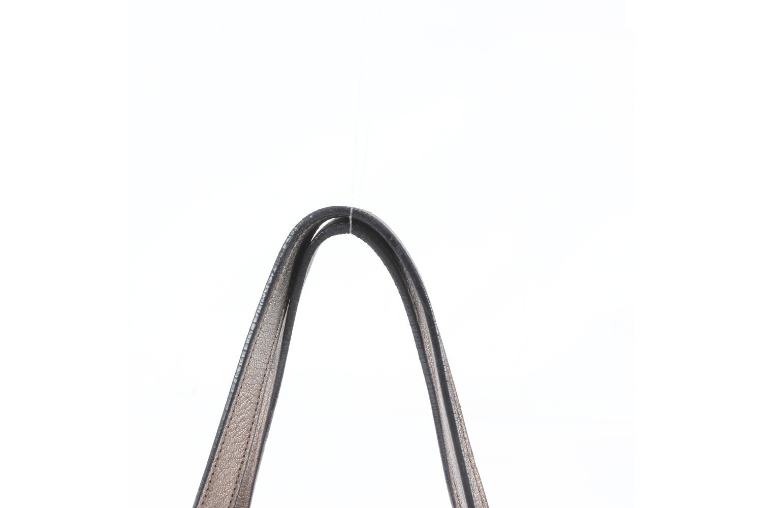 Belt pattern metallic leather tote bag — view 2