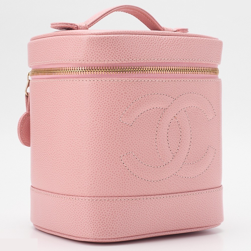 Caviar leather hand vanity case, pink, gold hardware, serial number 8. — view 3