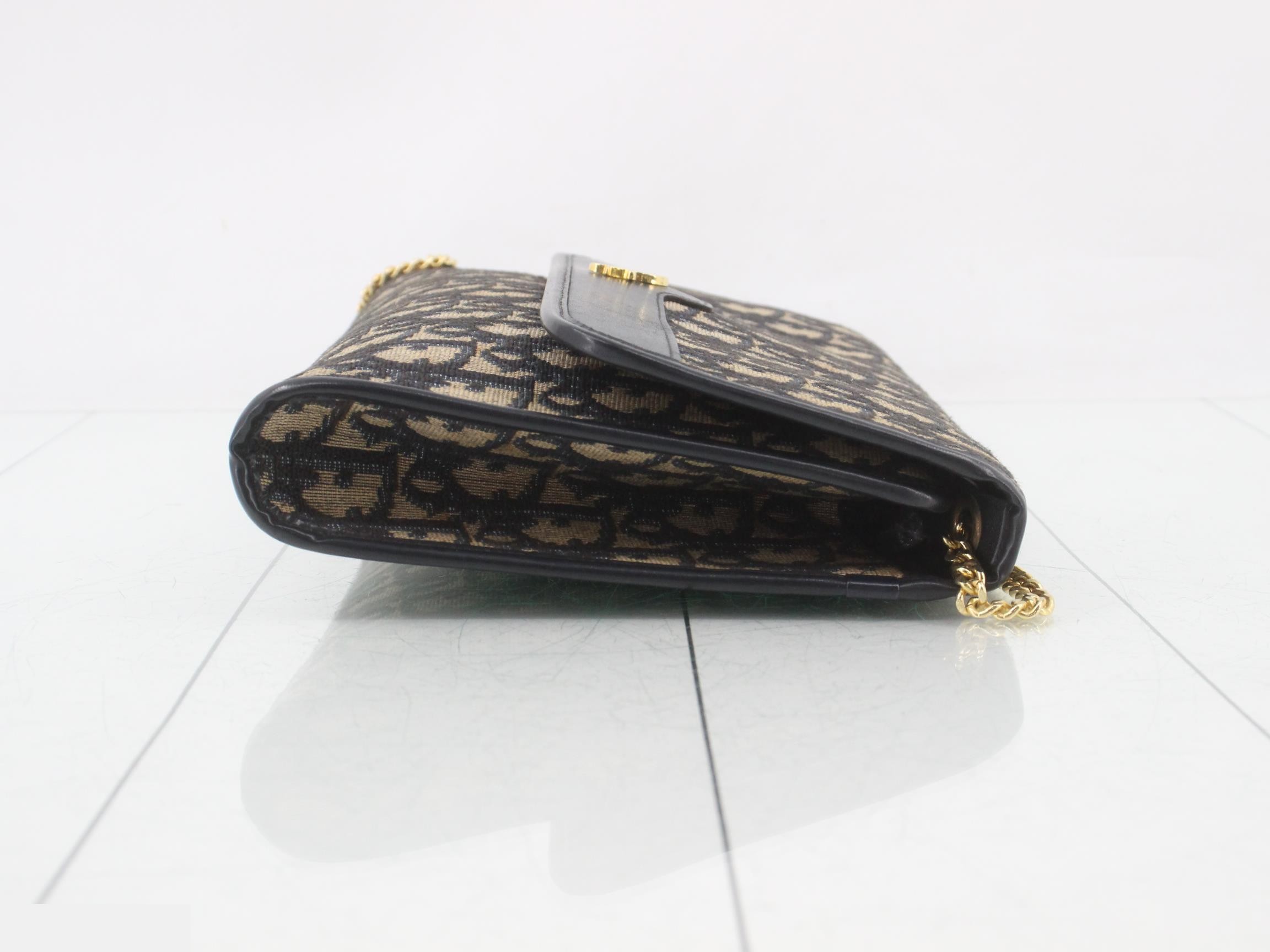 Trotter Chain Shoulder Bag — view 3