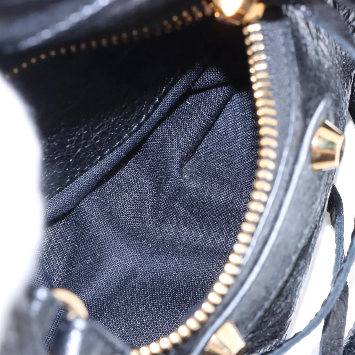 Classic City Leather 2-Way Handbag, Black, 431621, with Mirror — view 10