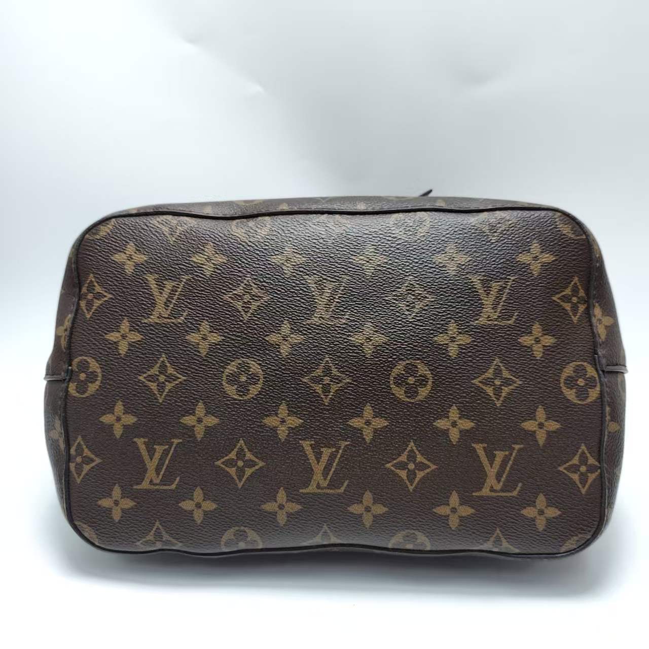 【*Shipped from: China*】LOUIS VUITTON NeoNoe PU Shoulder Bag — view 7