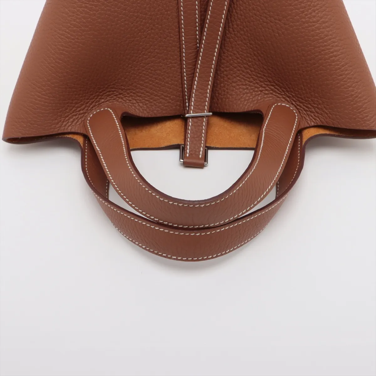 Picotin Lock 18 PM, Taurillon Clemence leather, gold, silver hardware, B: 2023 — view 5