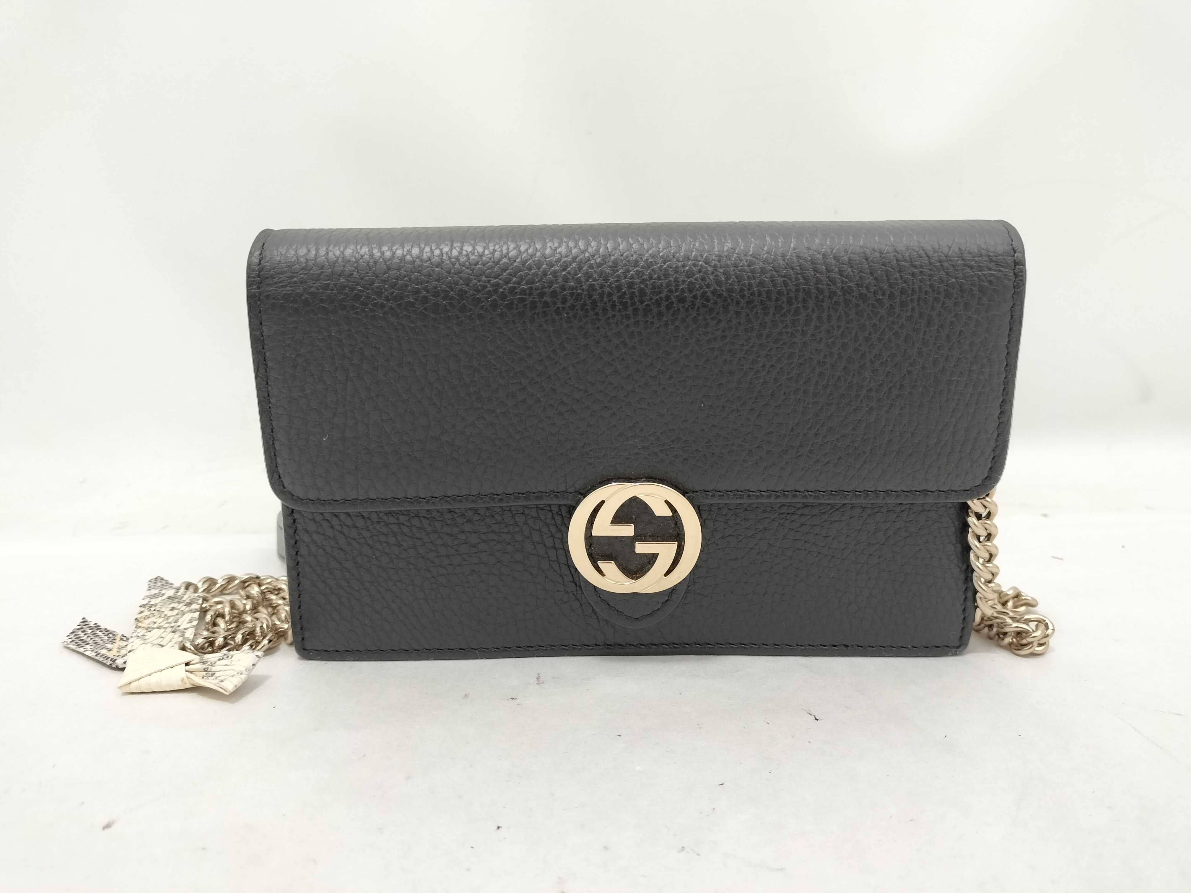 Interlocking Chain Wallet, Black with Gold Hardware, 510314, Shoulder Bag