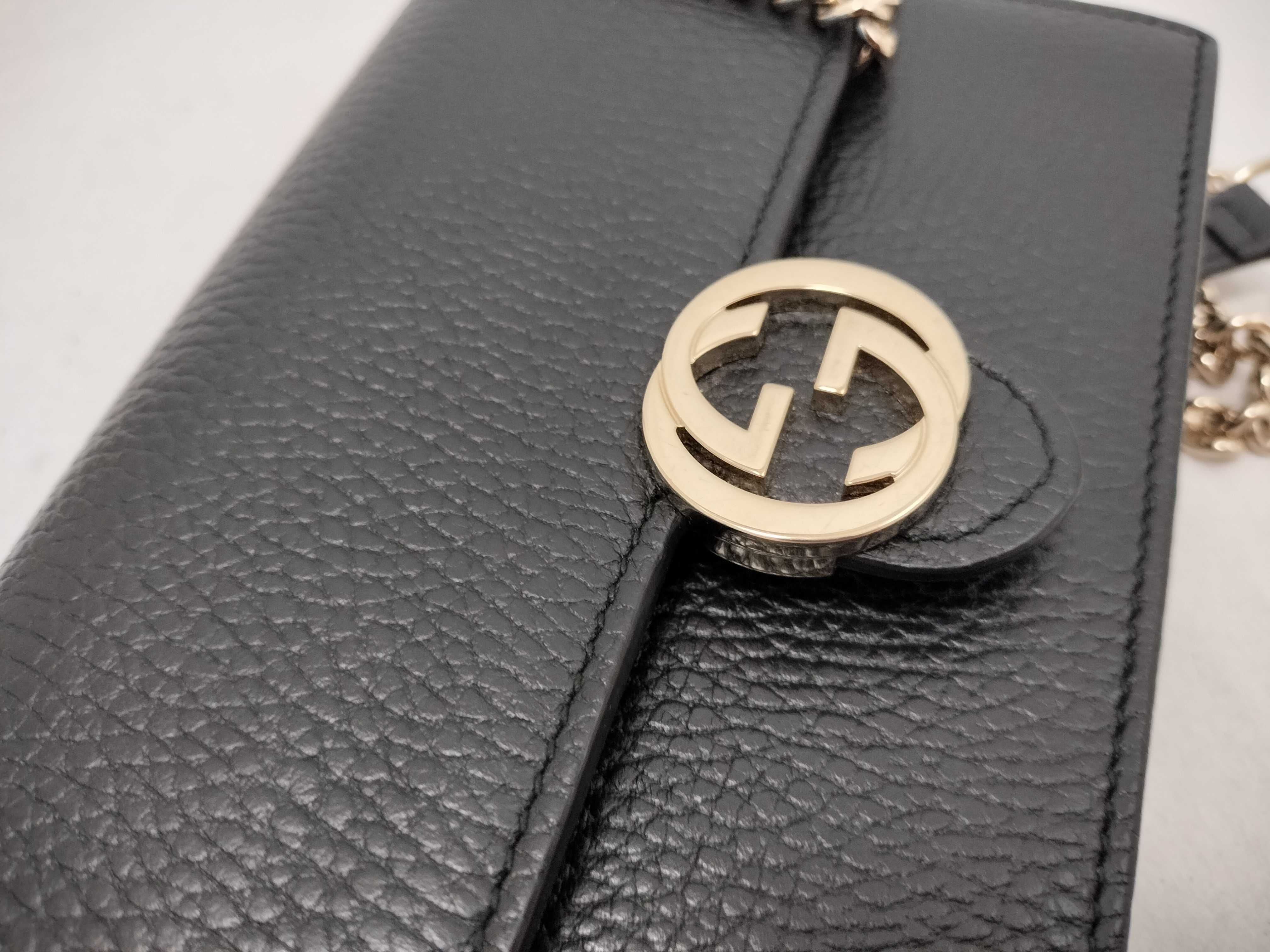 Interlocking Chain Wallet, Black with Gold Hardware, 510314, Shoulder Bag — view 14