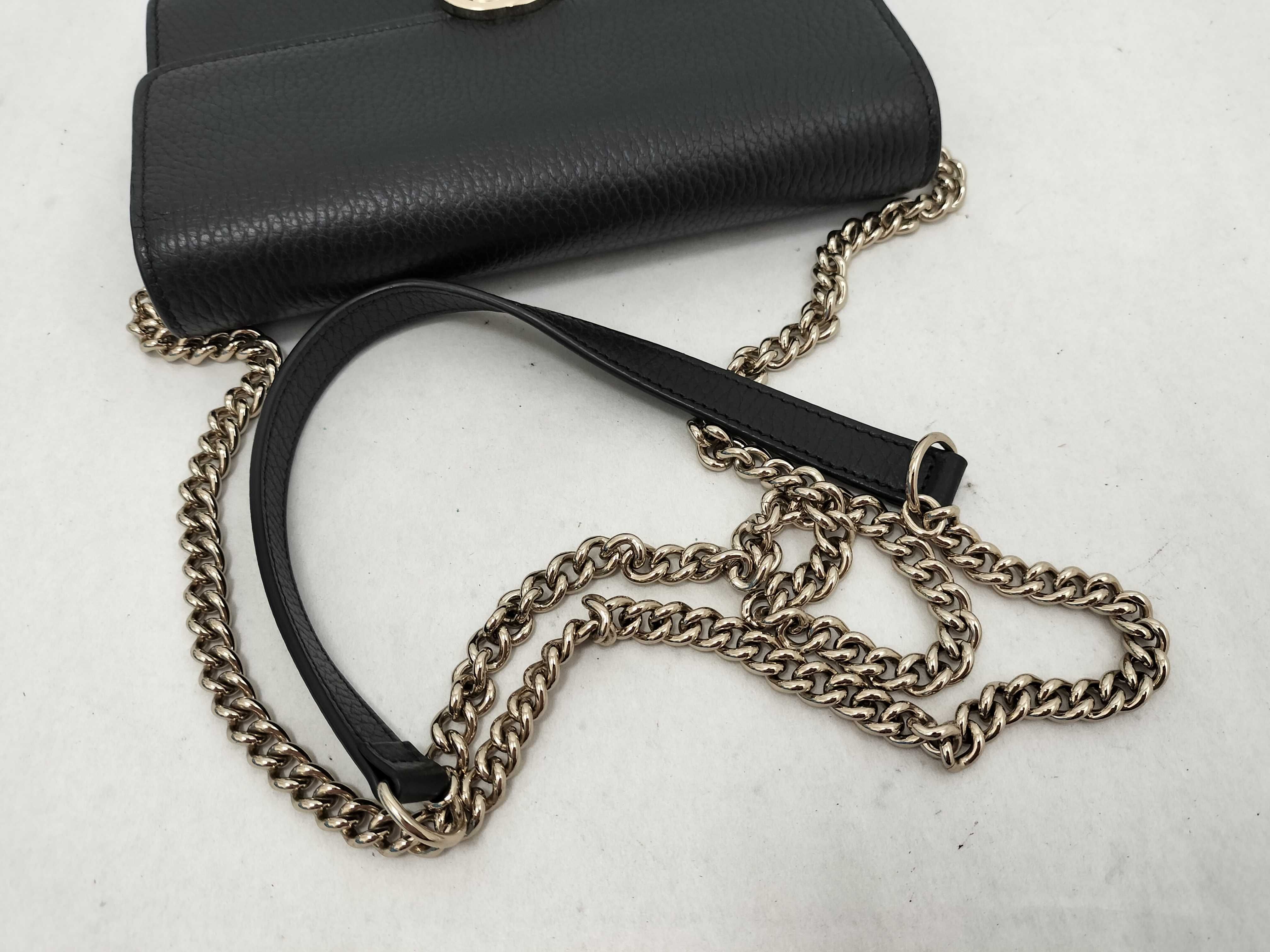 Interlocking Chain Wallet, Black with Gold Hardware, 510314, Shoulder Bag — view 3