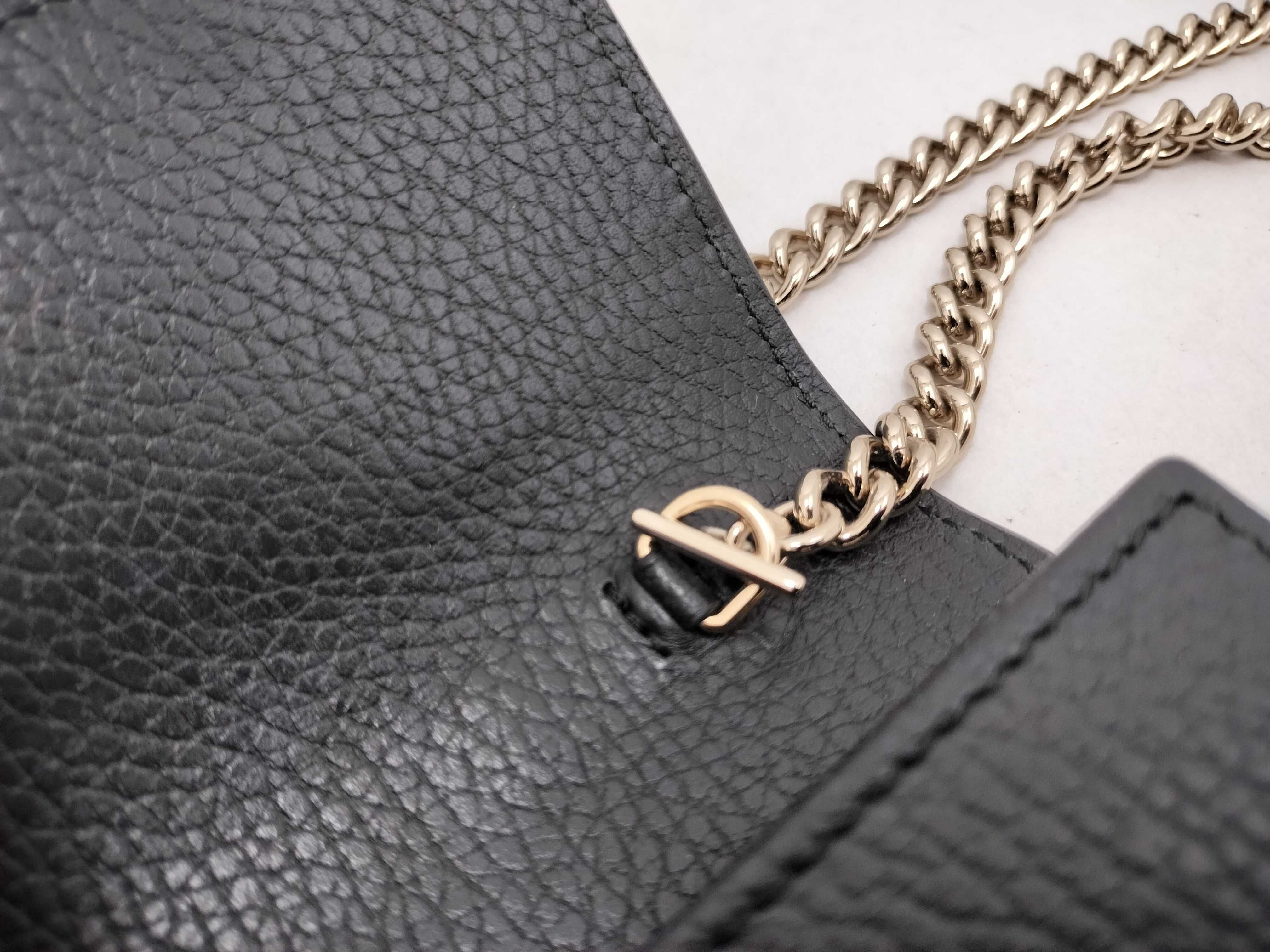 Interlocking Chain Wallet, Black with Gold Hardware, 510314, Shoulder Bag — view 5