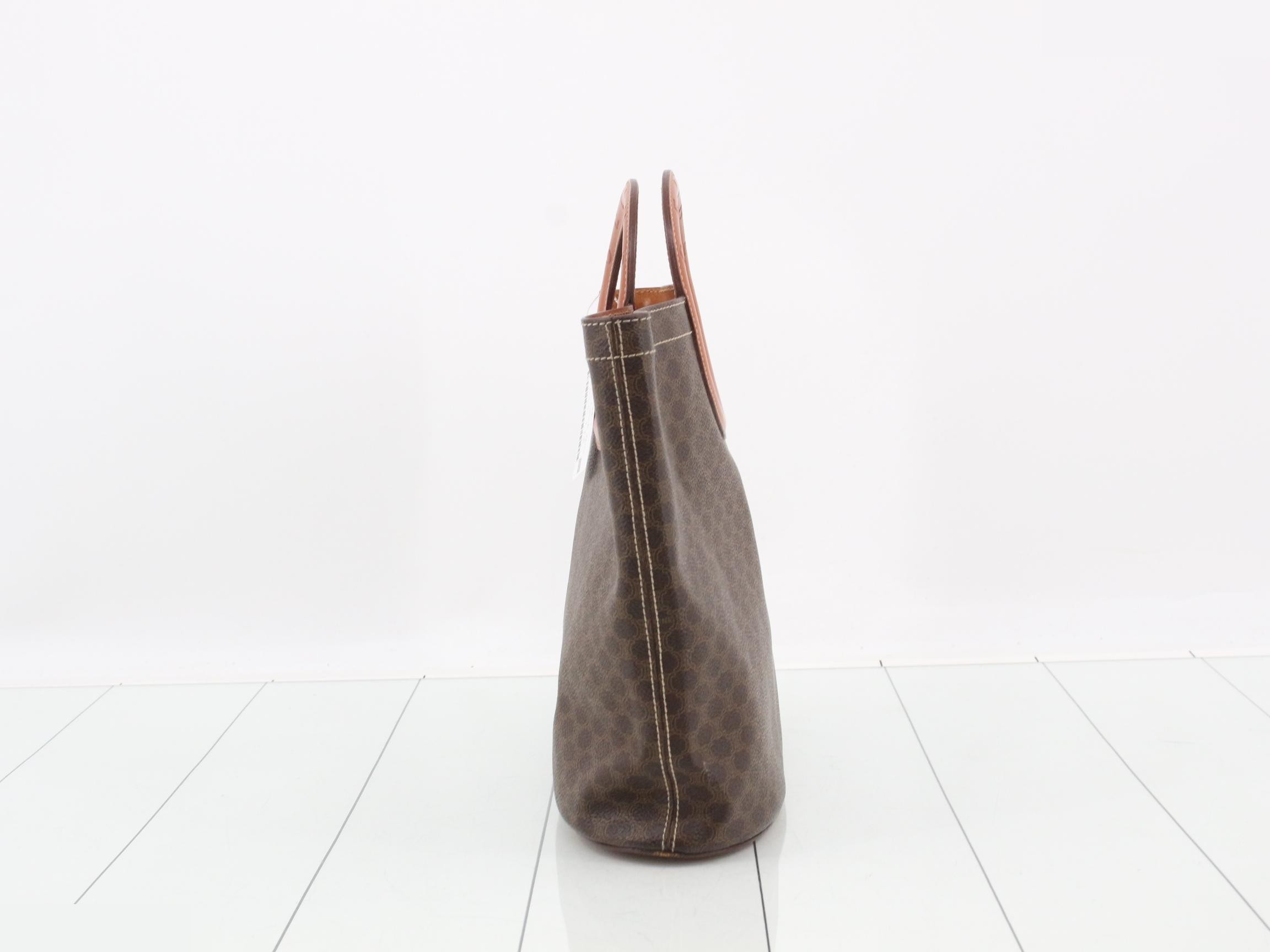 Macadam Circle Logo Handbag, Brown, 30 x 26 x 11 cm — view 3