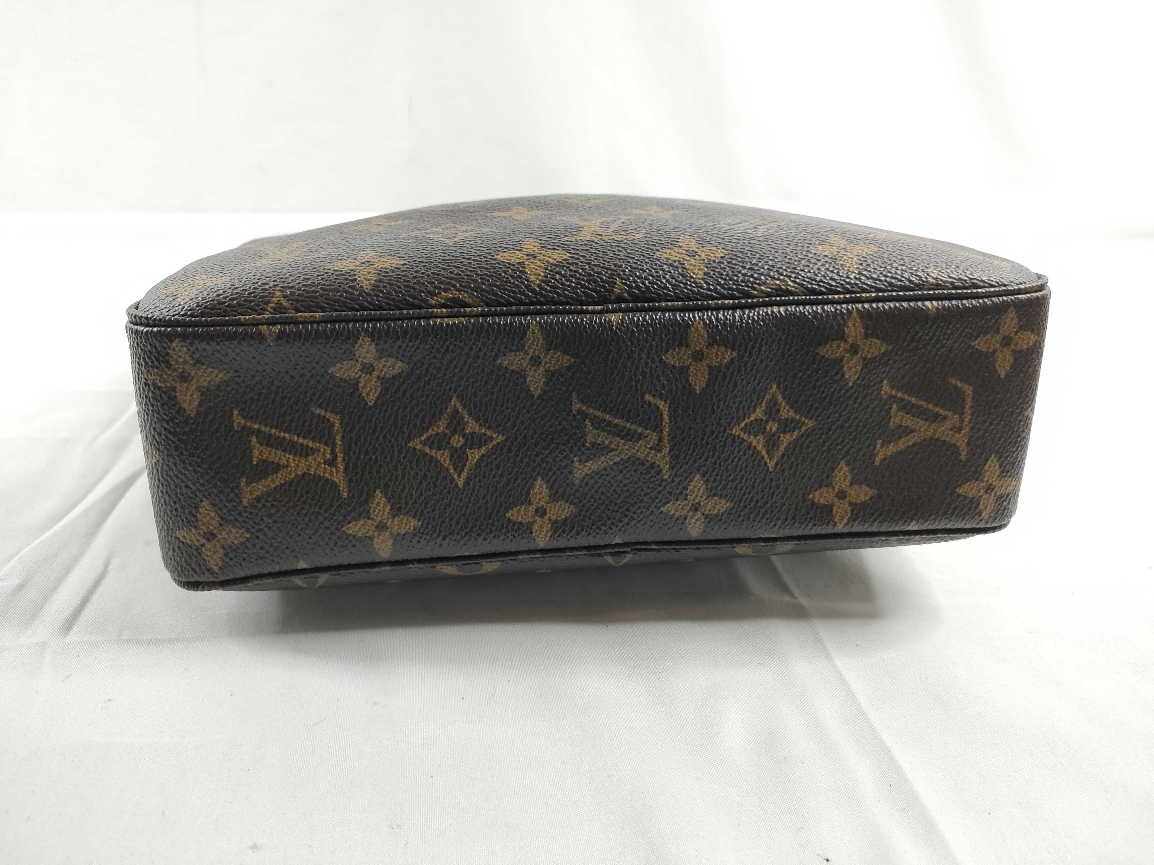 Monogram LV Monogram Trousses Toilette 23 Pouch M47524 Second Bag — view 4
