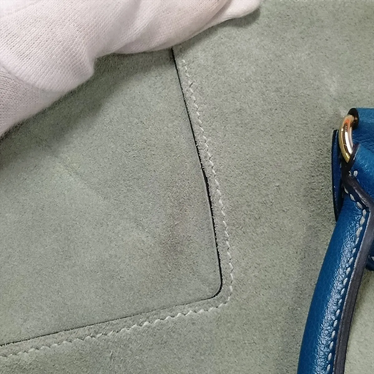 Toolbox 26 Grizzly x Evercolor Ciel x Blue Thalassa Gold Hardware T: 2015 — view 14