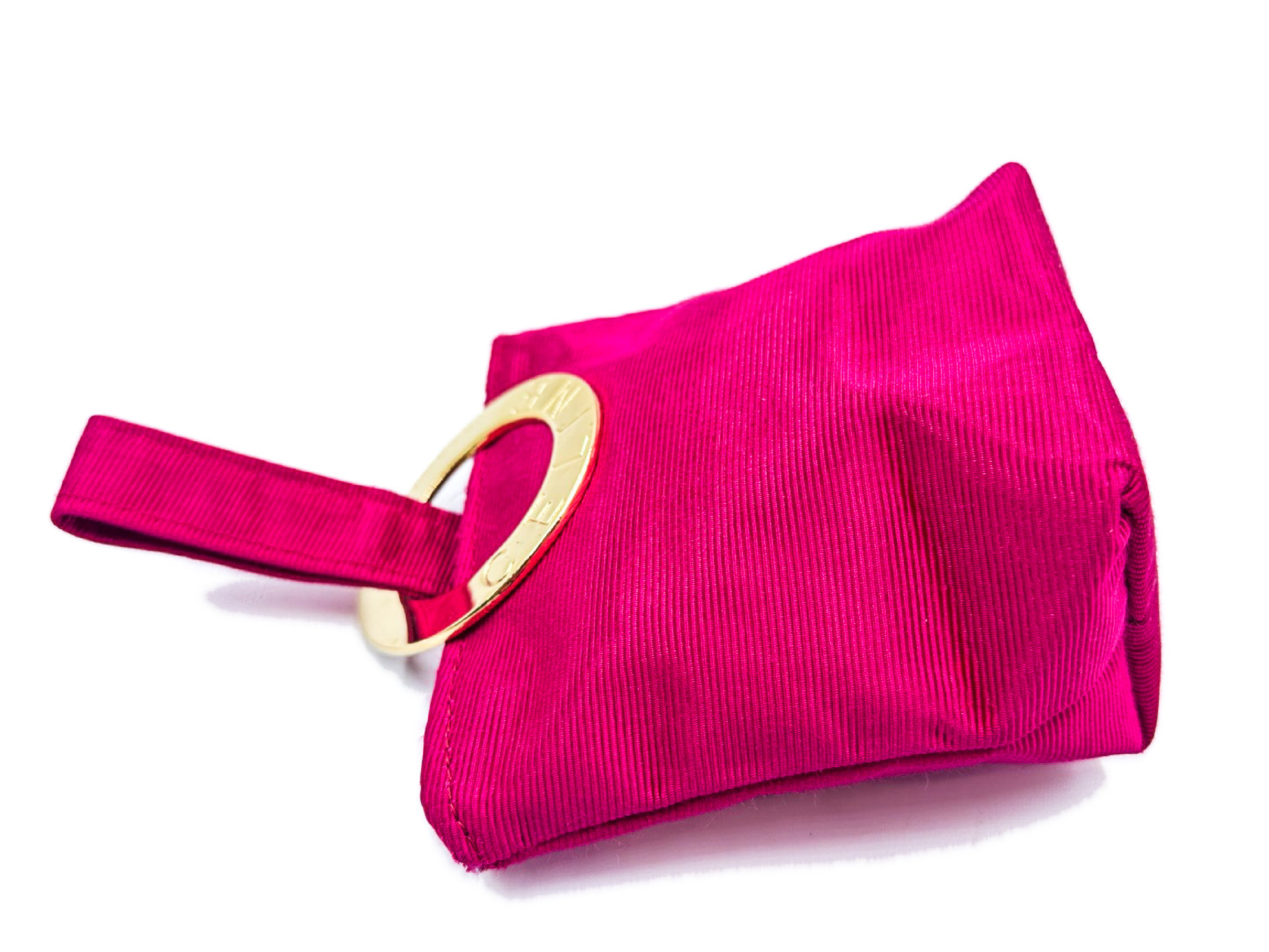 Circle clasp, gold hardware, pink pouch — view 4