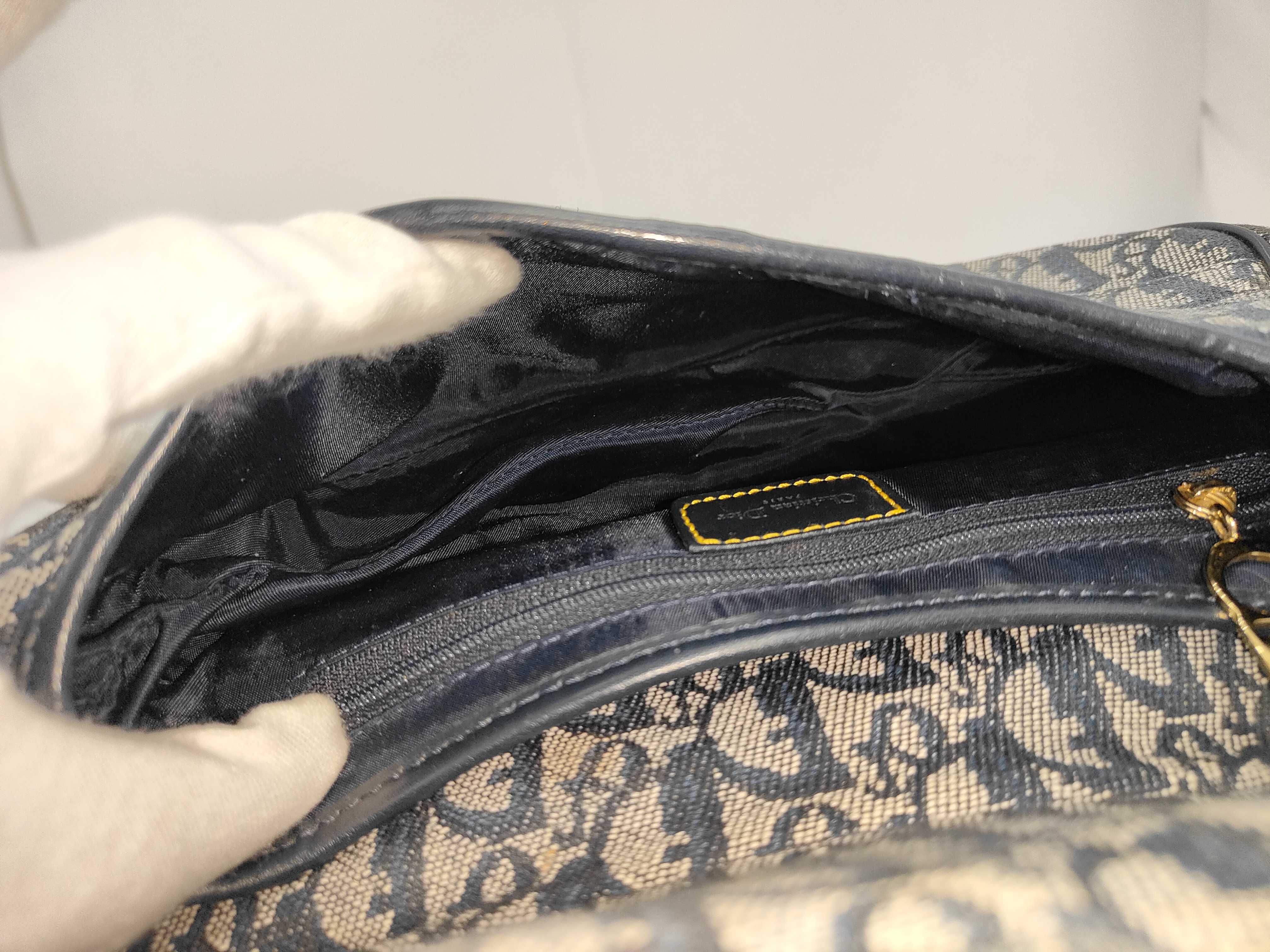 Oblique Saddle Shoulder Bag — view 10