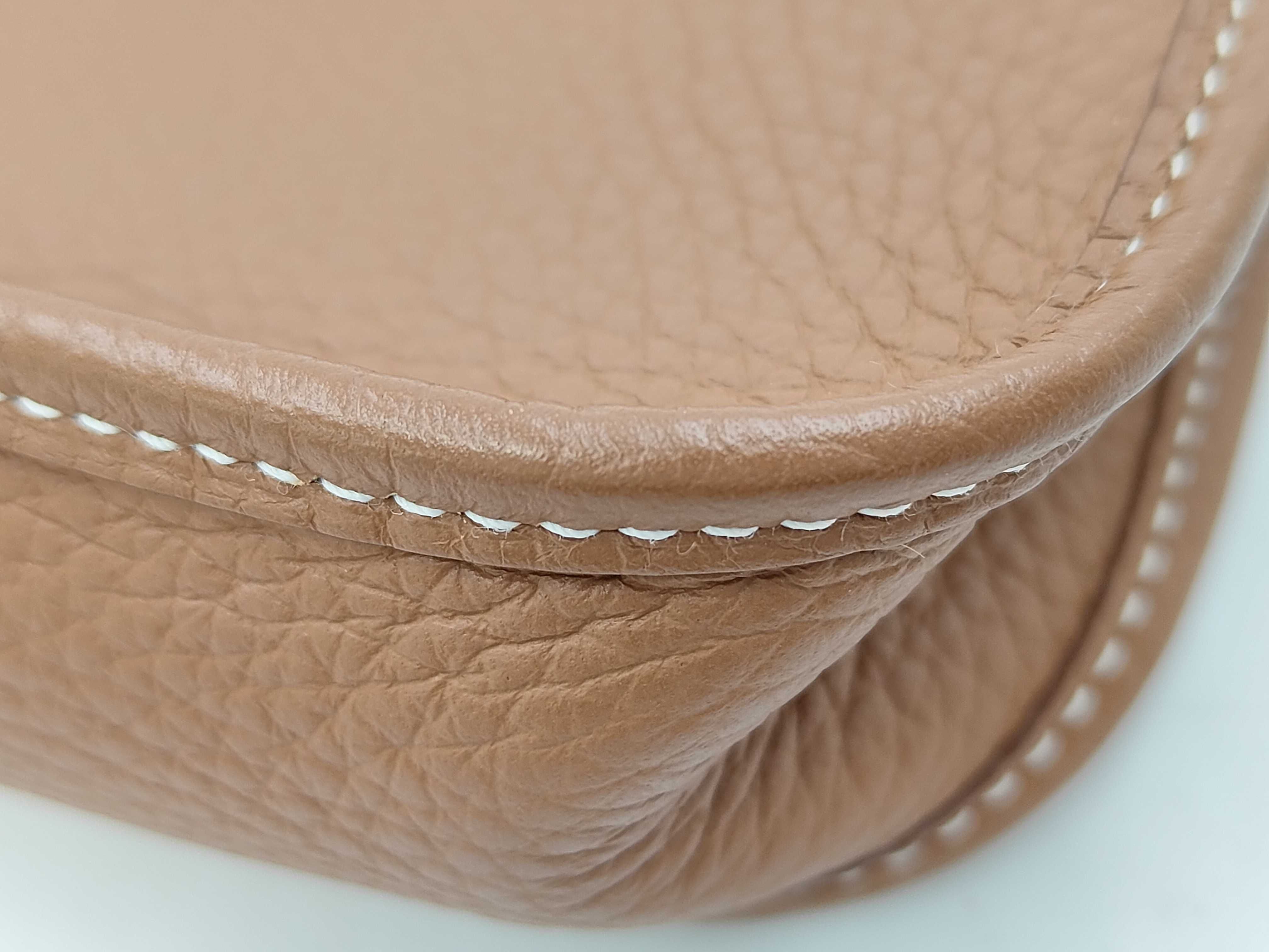 Evelyne 16 TPM Amazon Taurillon Clemence Brown Shoulder Bag — view 6
