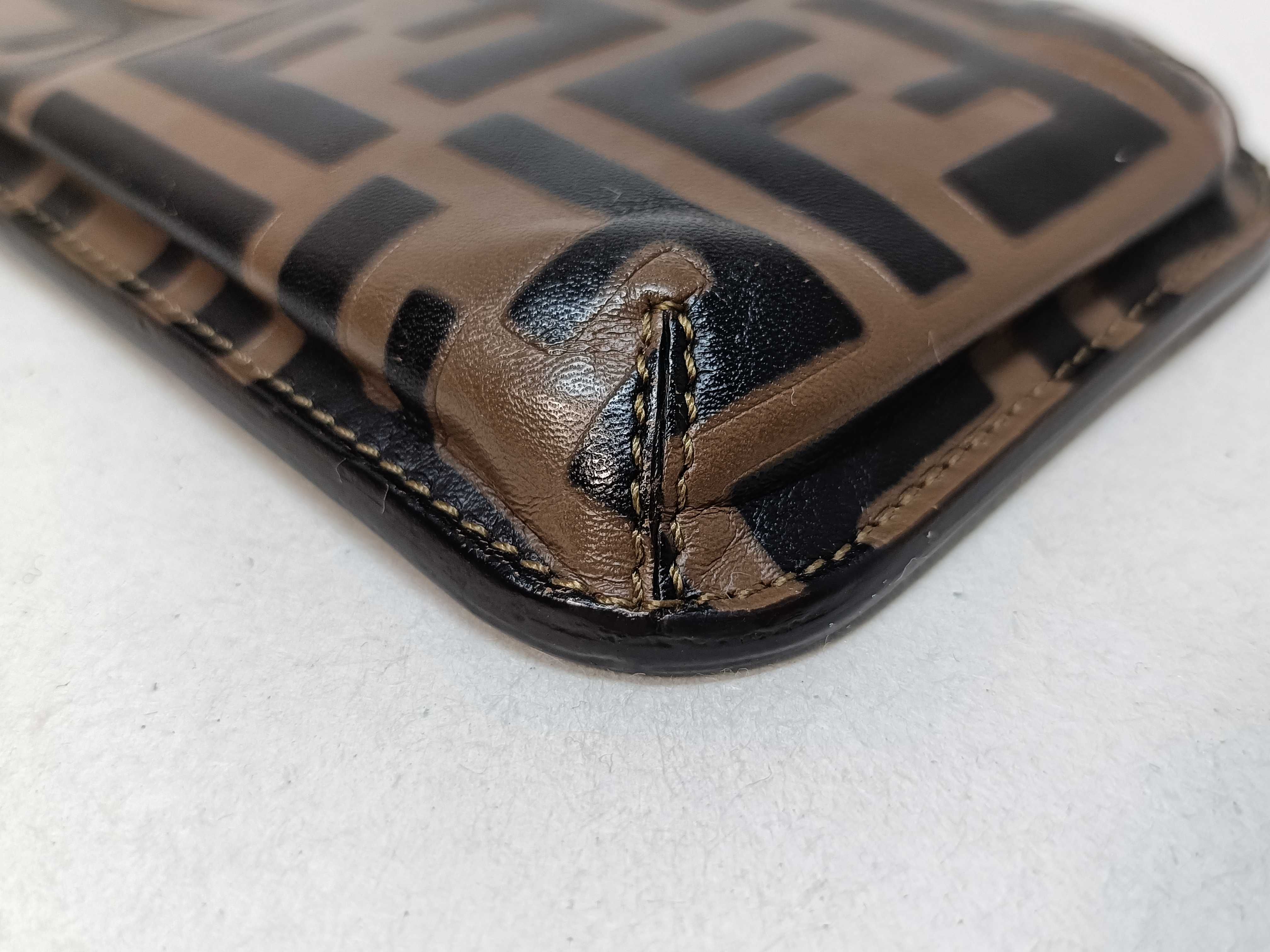 Zucca pattern smartphone pouch and other accessories — view 6