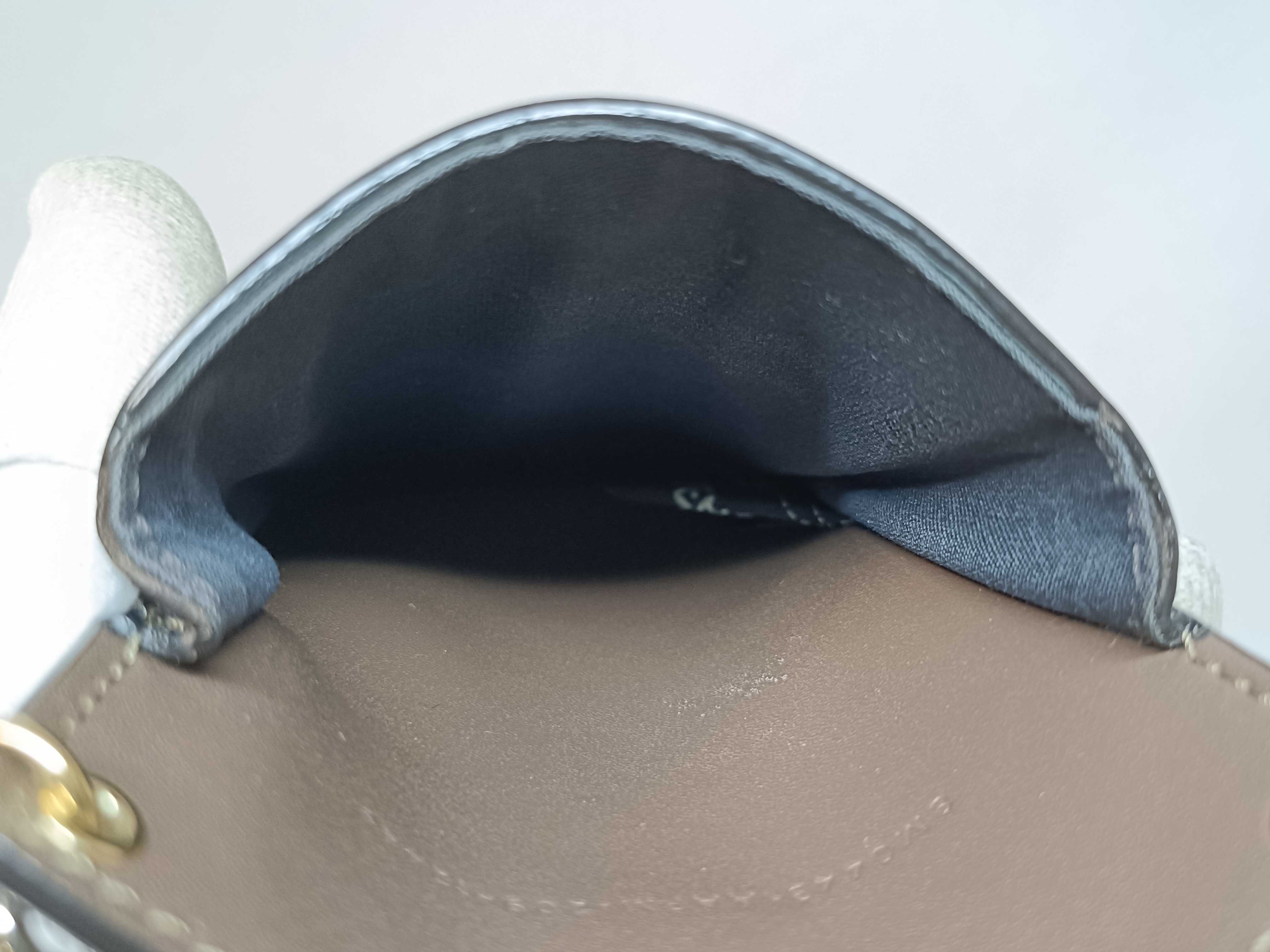Zucca pattern smartphone pouch and other accessories — view 10