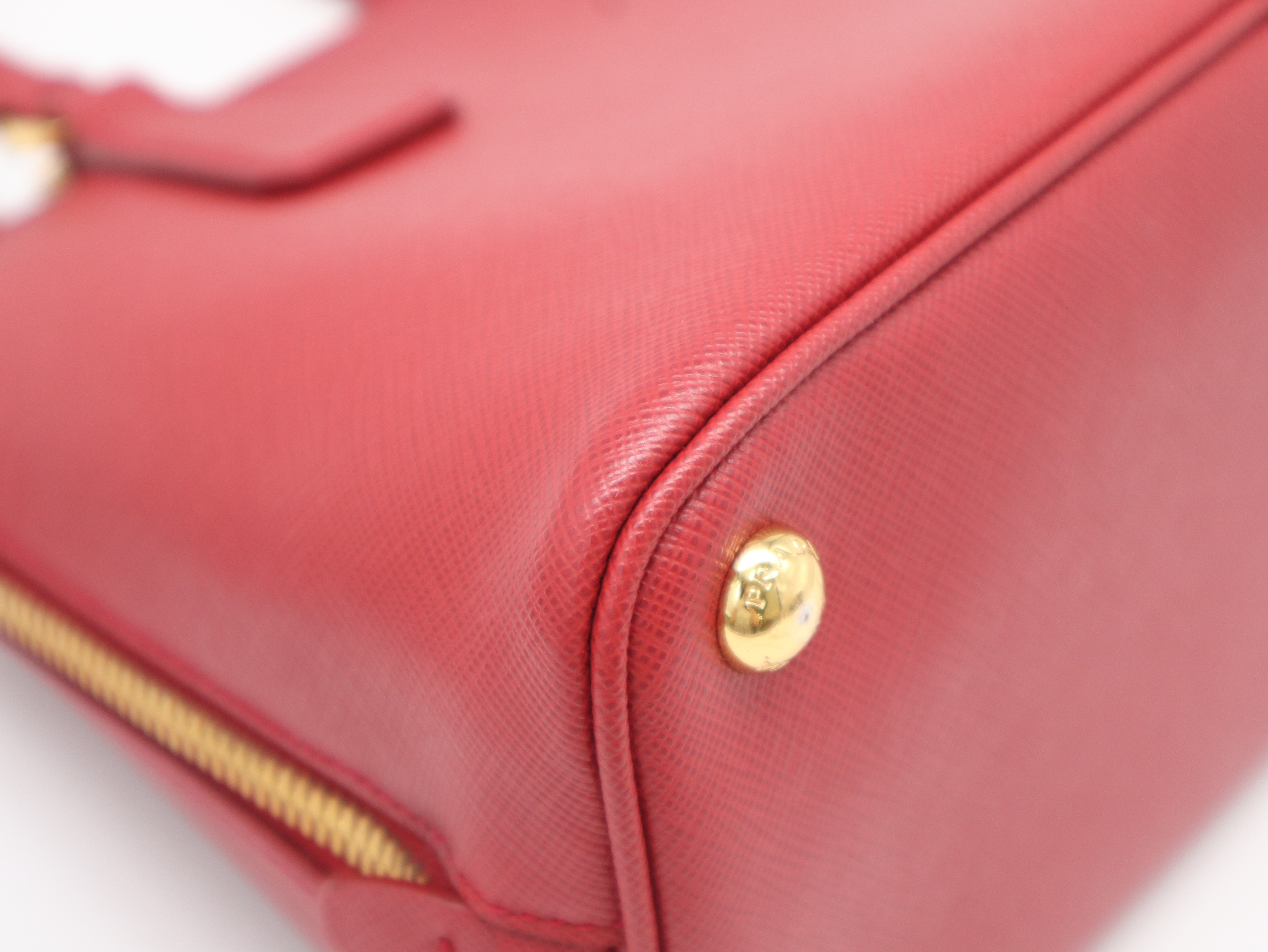 1BA838 Saffiano Leather 2-Way Handbag, Red, with Strap, Clochette, and Dust Bag. — view 10