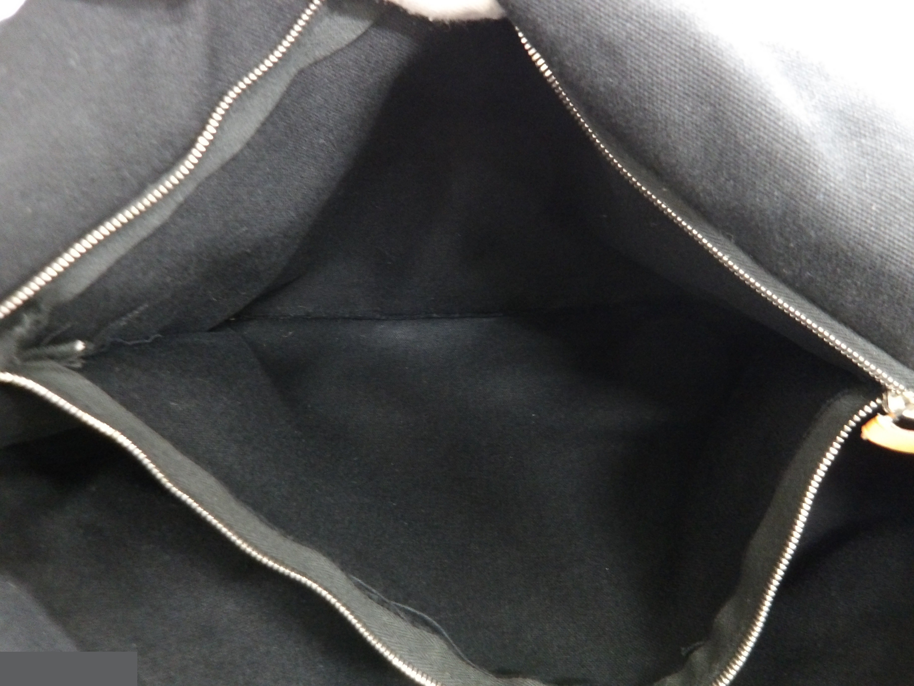Fourre-Tout Bassas MM Messenger Bag/Shoulder Bag (with tags) — view 6