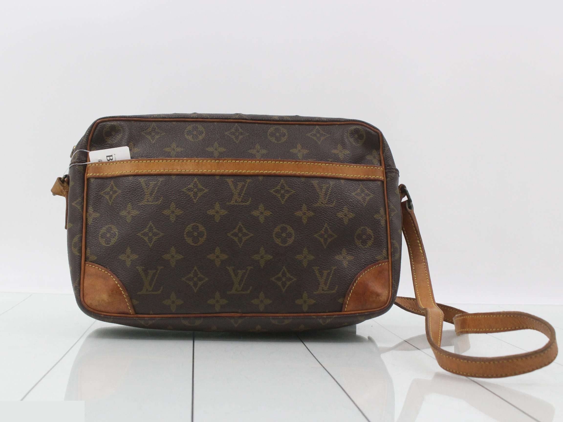 Trocadero Shoulder Bag