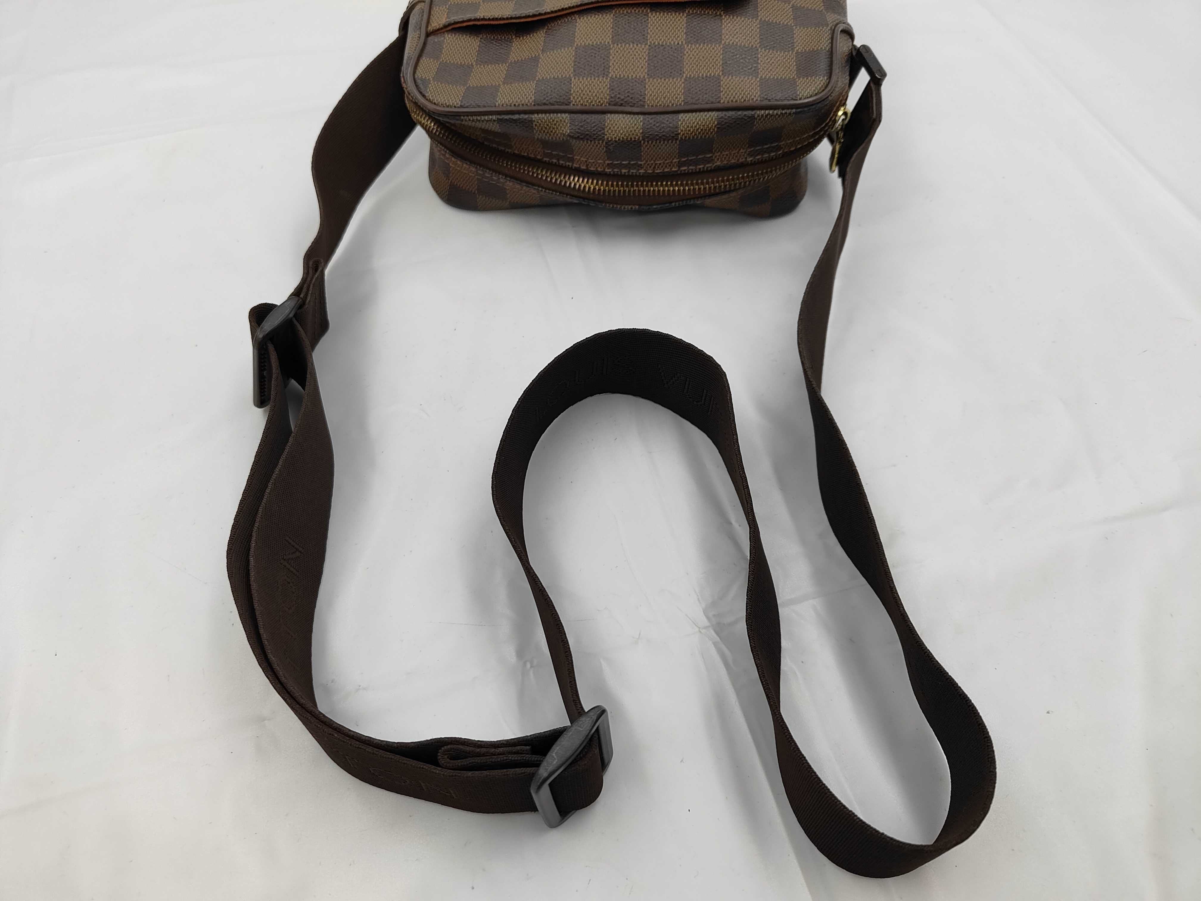 Damier Olaf PM N41442 Shoulder Bag — view 3