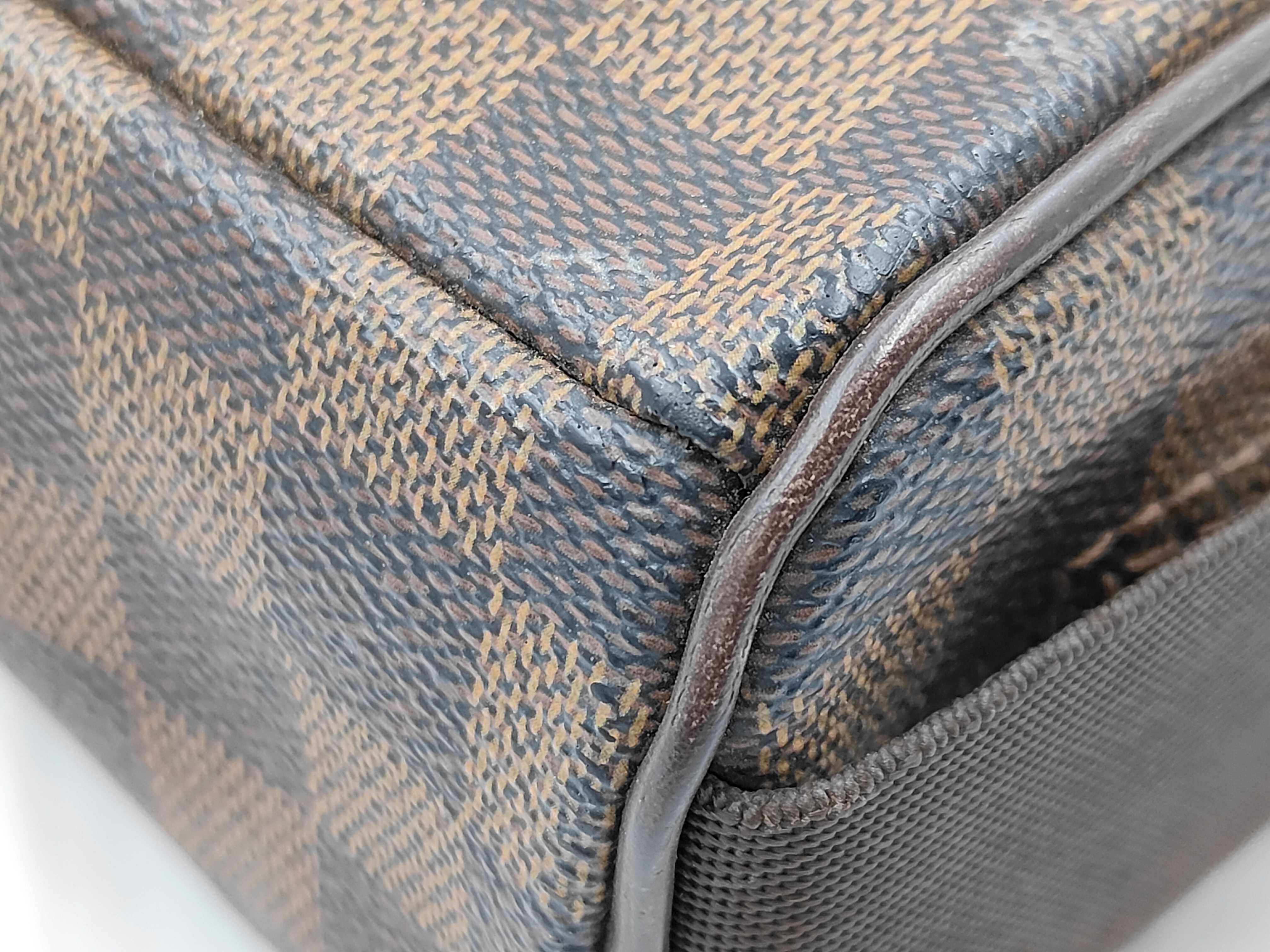 Damier Olaf PM N41442 Shoulder Bag — view 7