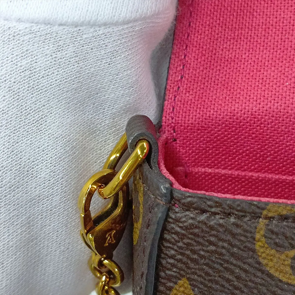 Monogram Love Lock Pochette Felice M63999 MI5118 Brown — view 12