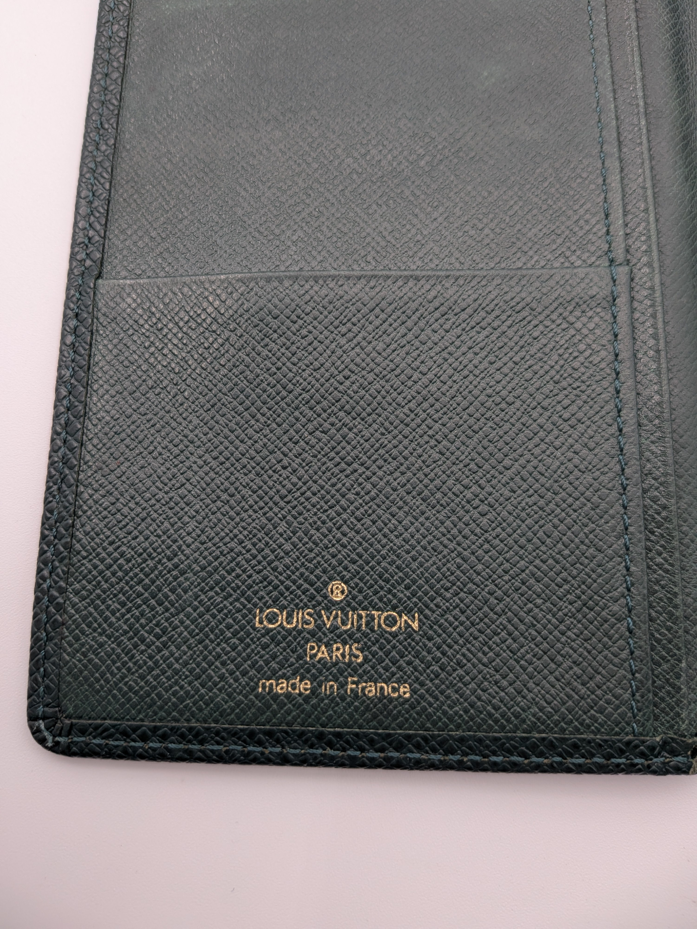 Long Wallet Billfold Wallet — view 9