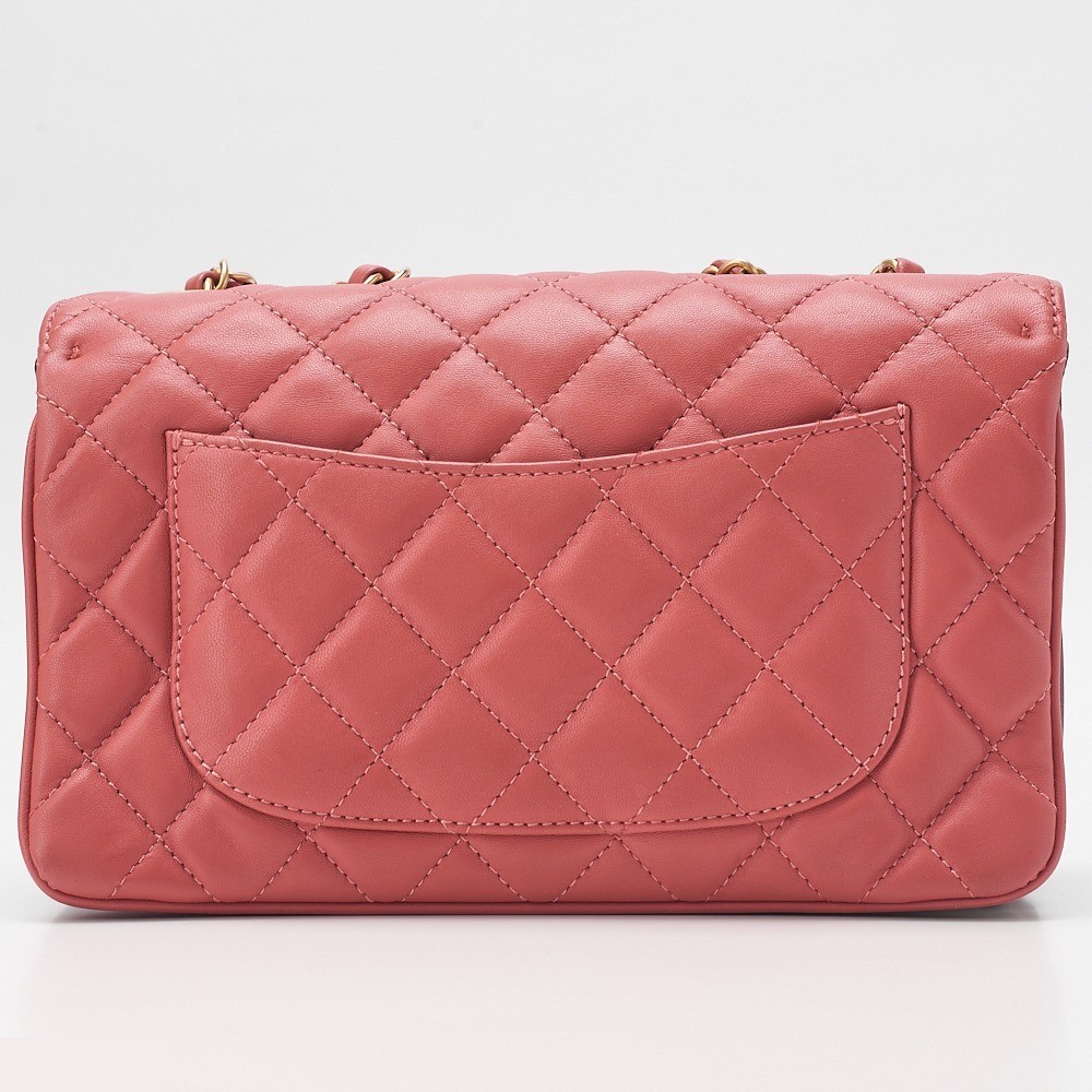 Lambskin Matelassé Single Flap Chain Shoulder Bag — view 2
