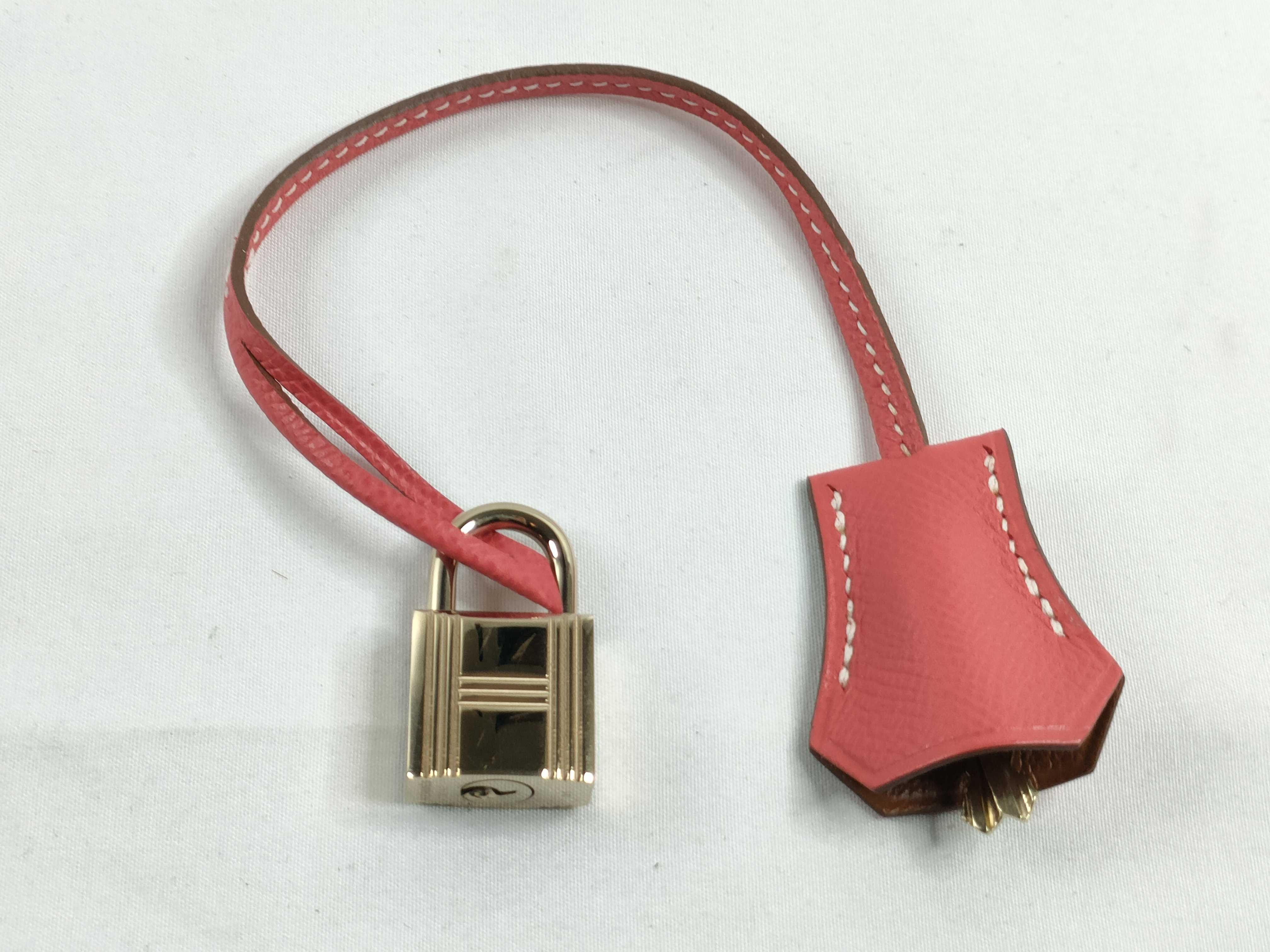 Keychain and other accessories — view 2