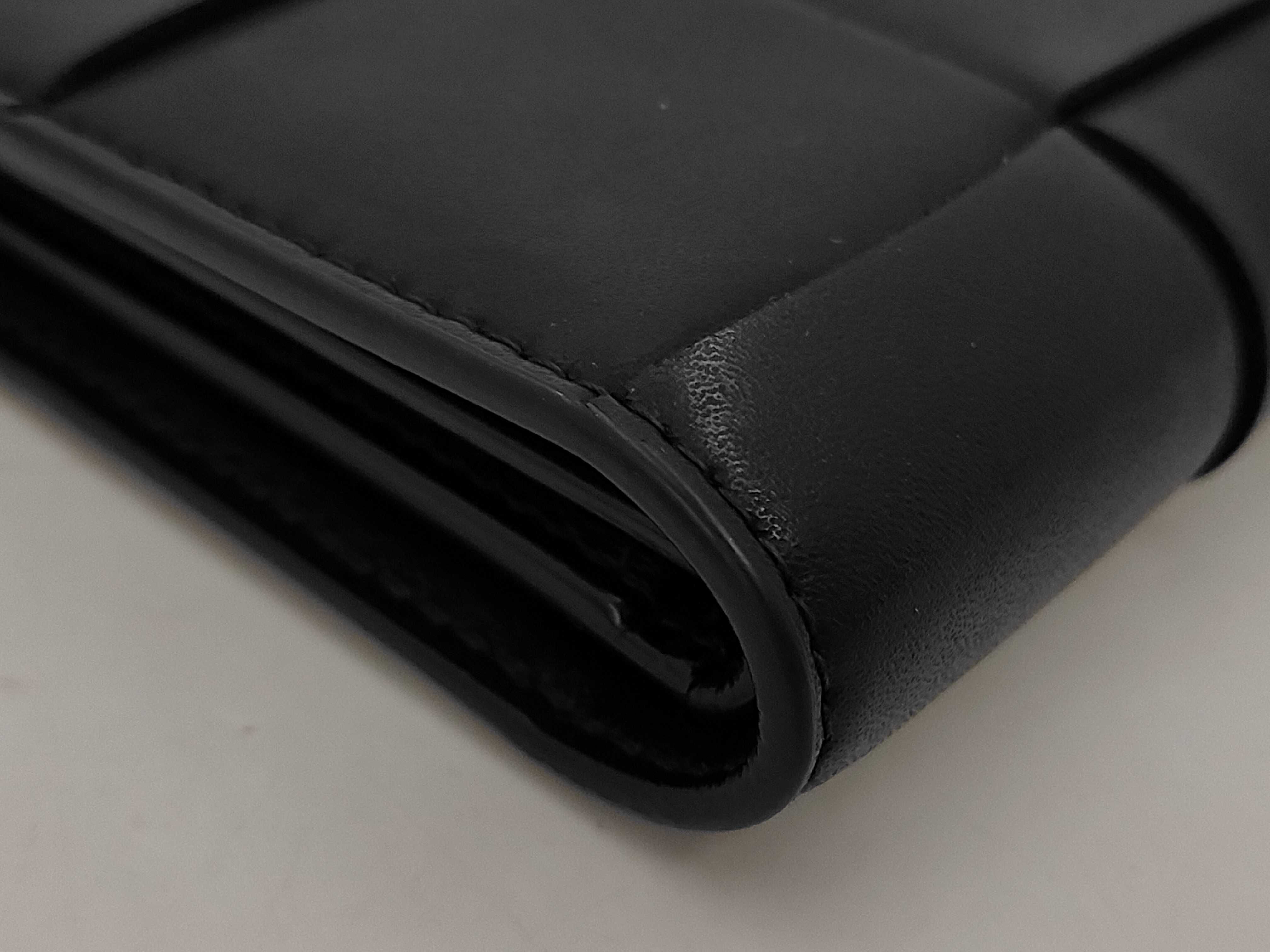 Intrecciato Maxi Intrecciato Cassette Bi-fold Wallet — view 3