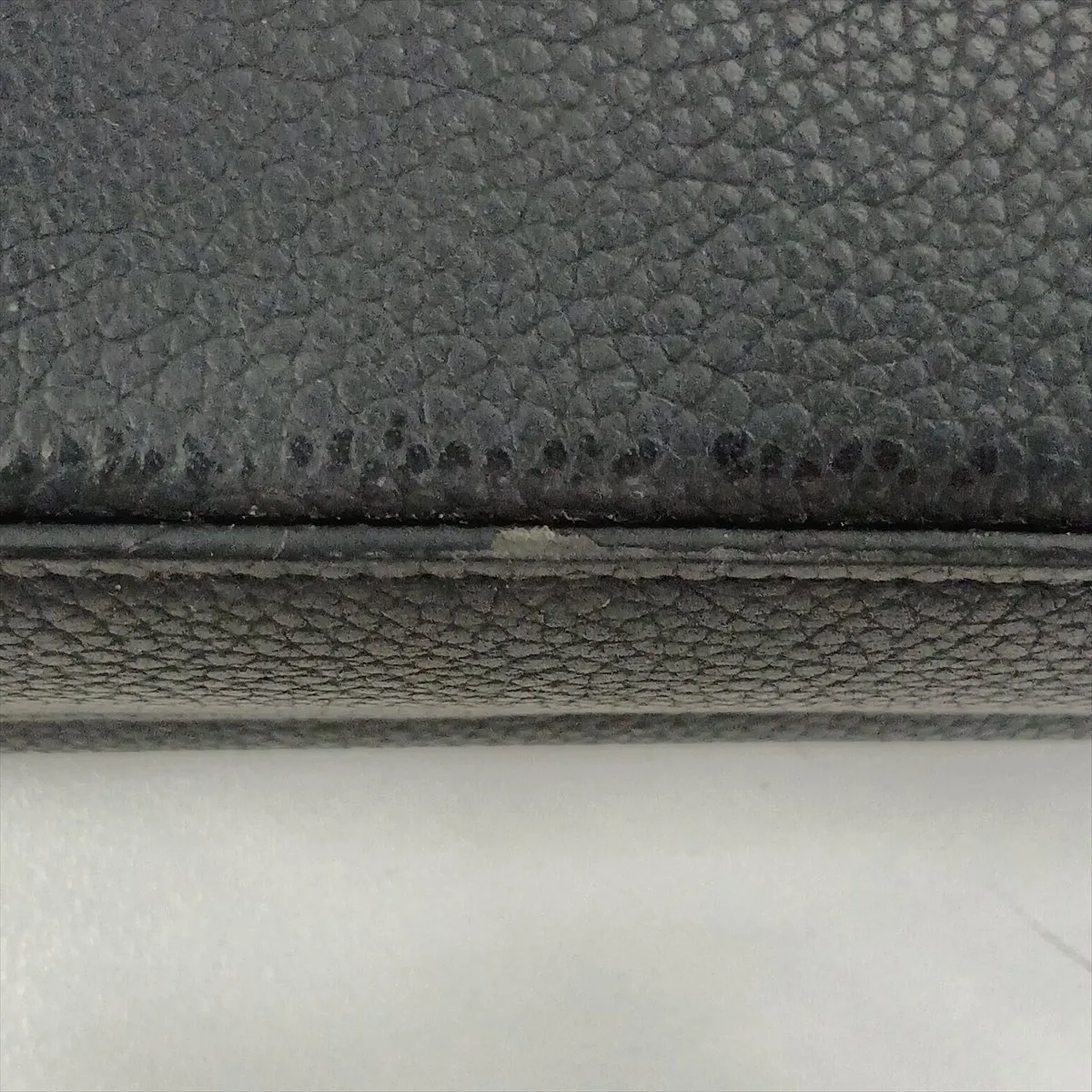 LV Aerogram Alpha Wearable Wallet M59161 Black (RFID detected) — view 14