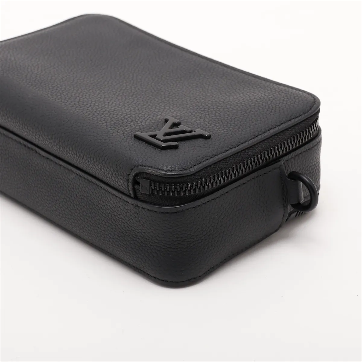 LV Aerogram Alpha Wearable Wallet M59161 Black (RFID detected) — view 3