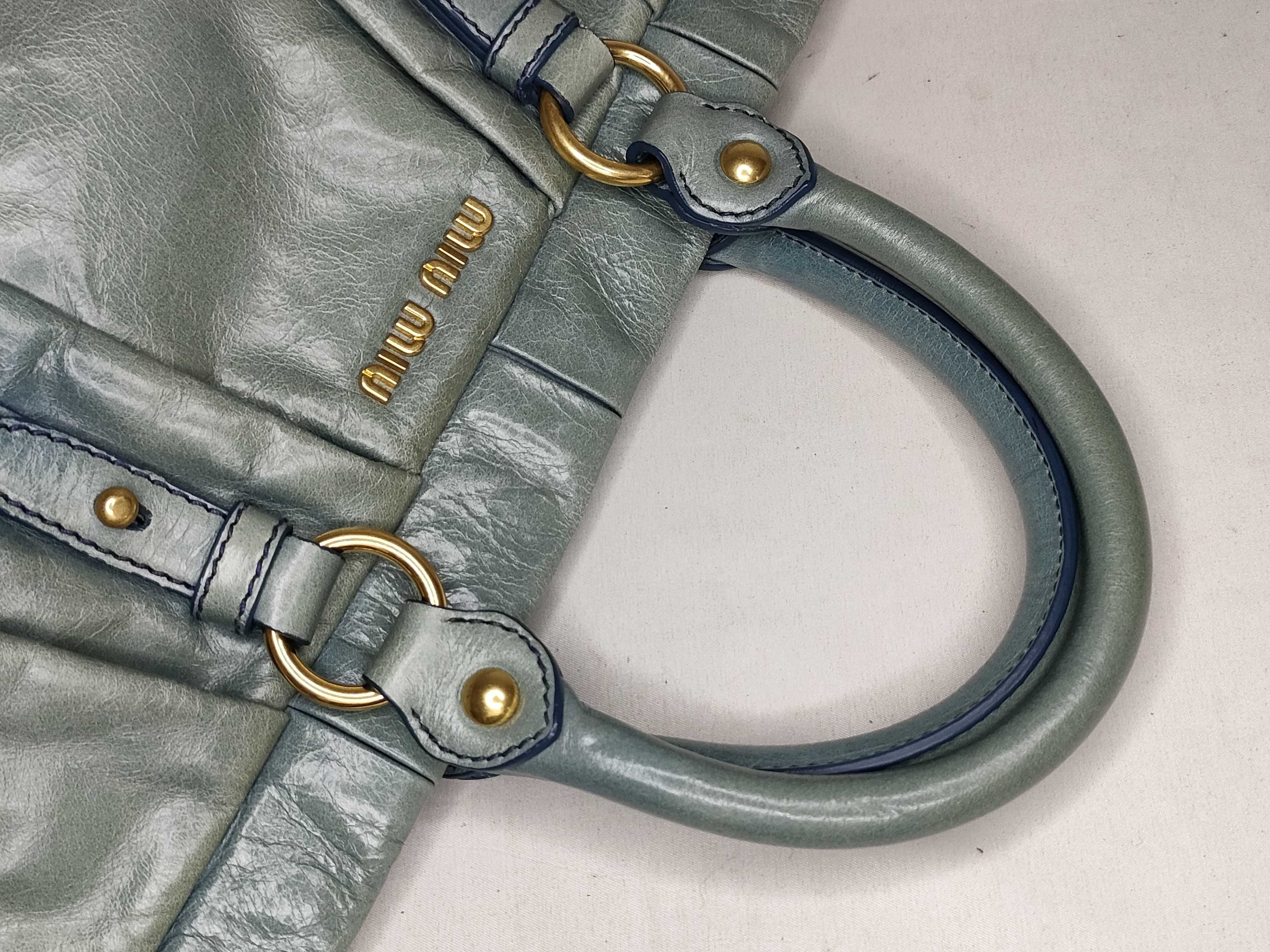 handbag — view 3
