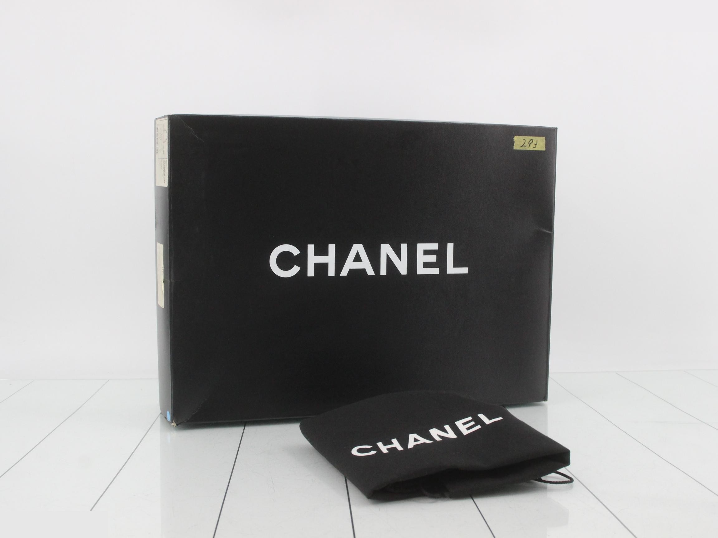 Caviar Skin Tote, Black, Series 5 — view 7