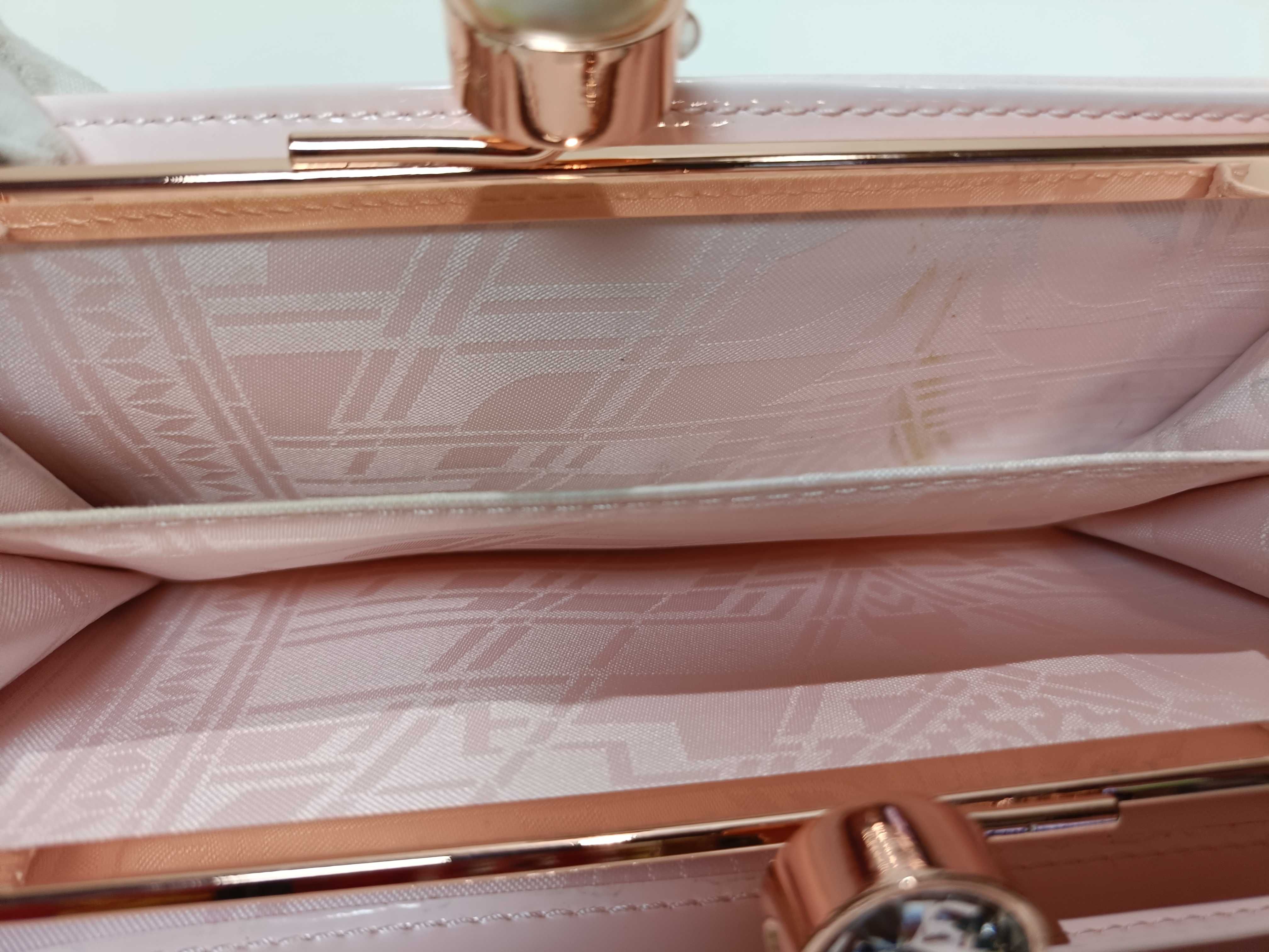 Fendi, etc. - 4 wallets — view 15