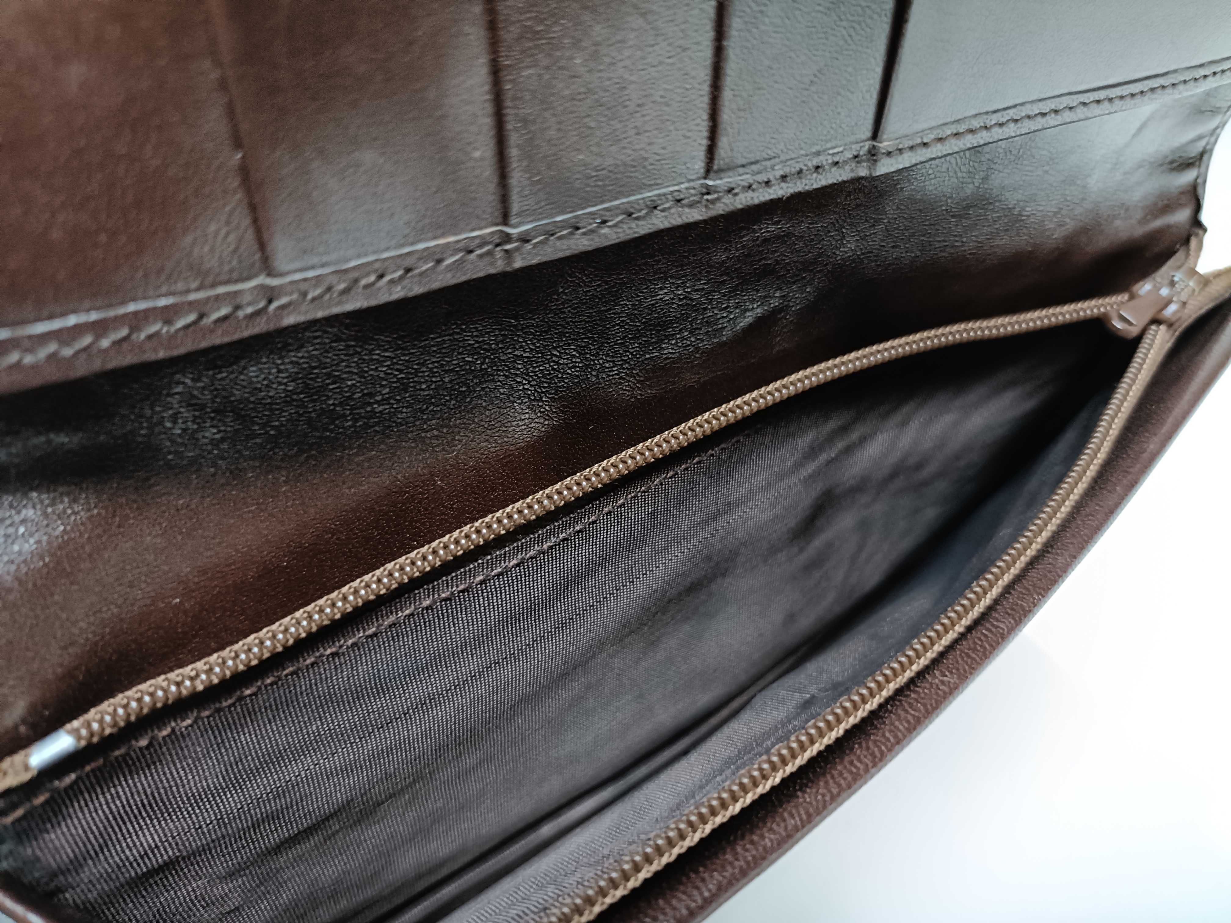 Fendi, etc. - 4 wallets — view 5
