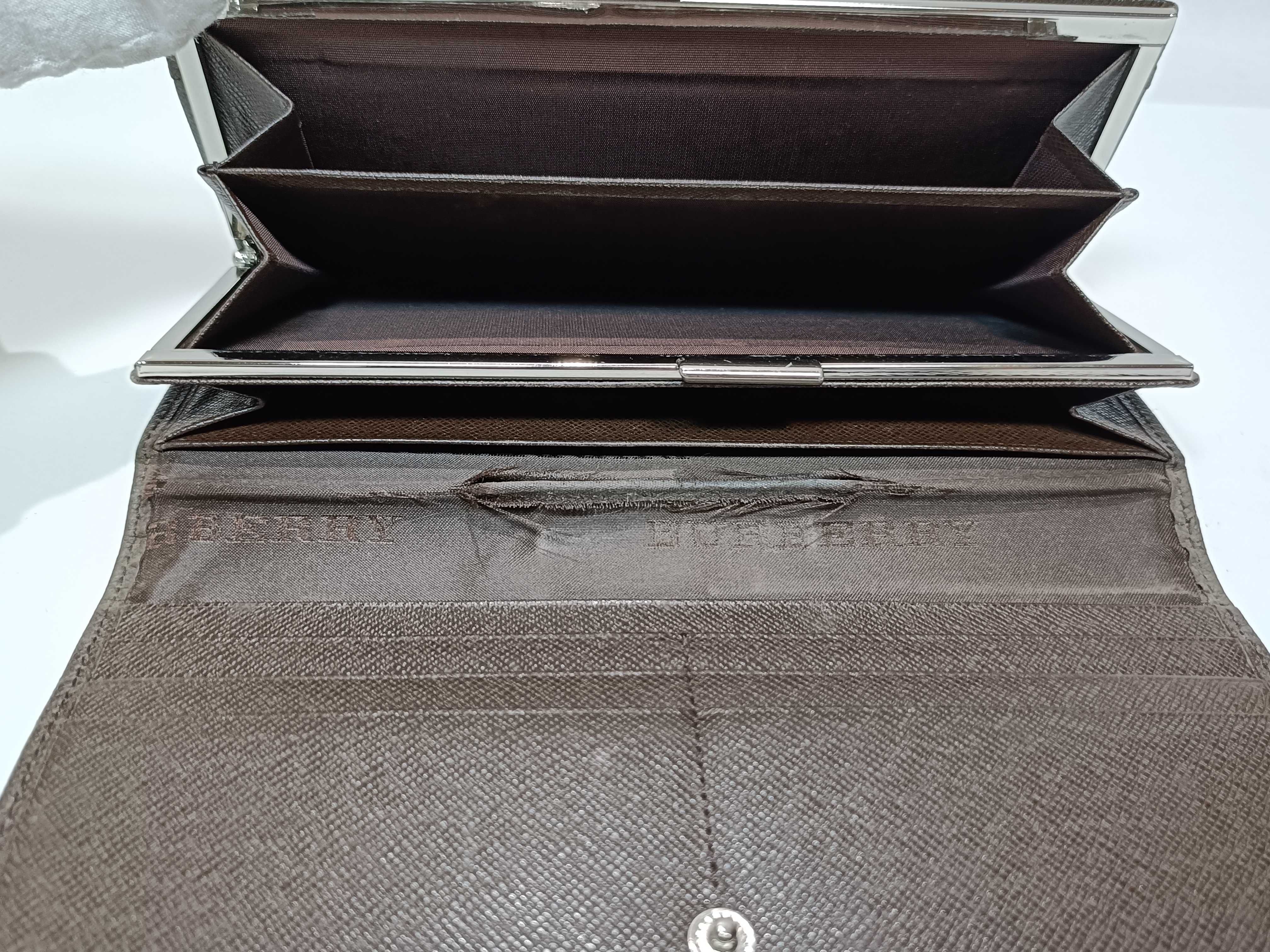 Fendi, etc. - 4 wallets — view 7