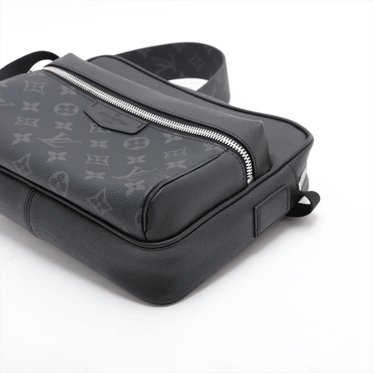 Taigarama Outdoor Messenger PM M30233 Black (RFID detected) — view 3