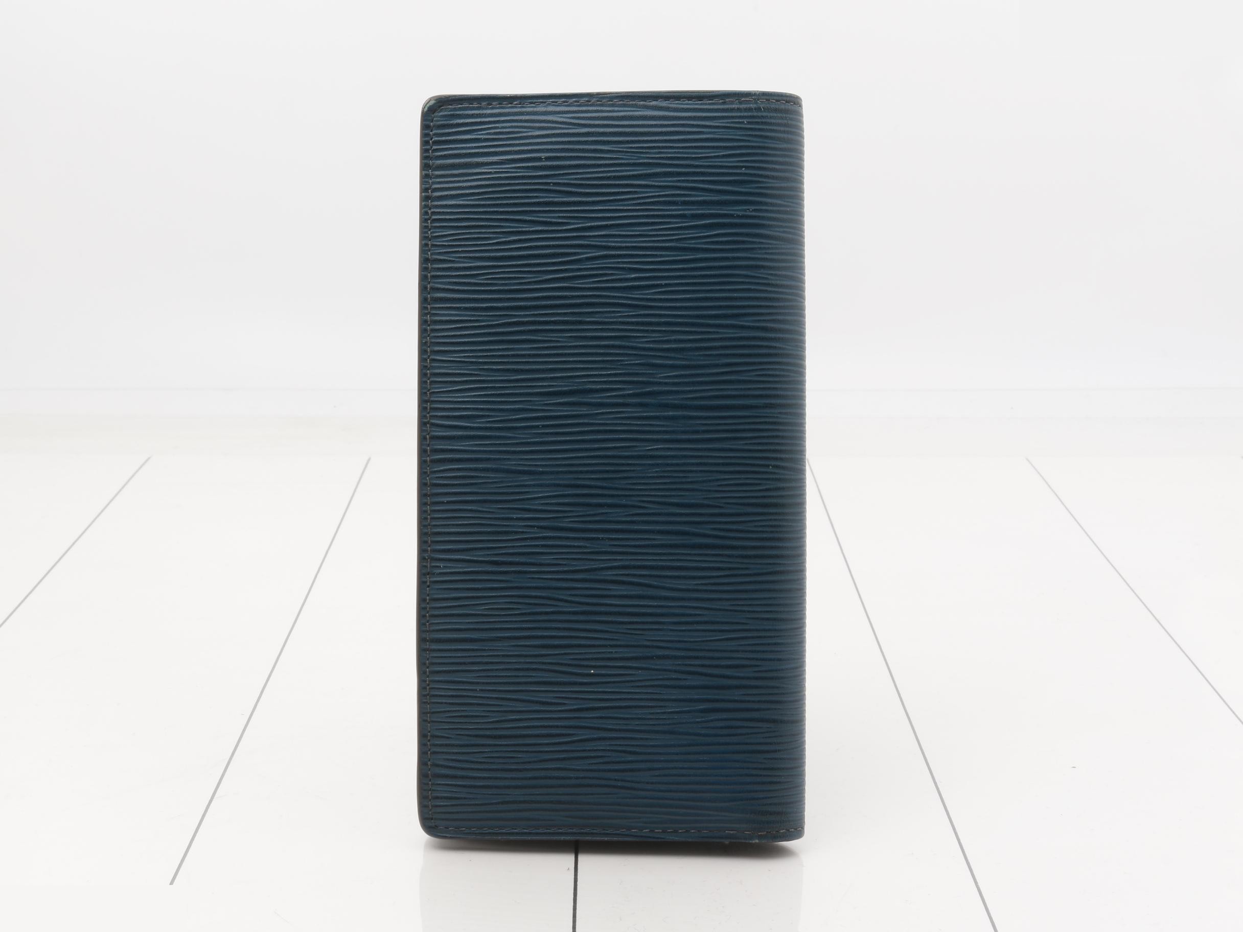 M60616 Portefeuille Brazza Blue Celeste CA2174 — view 2