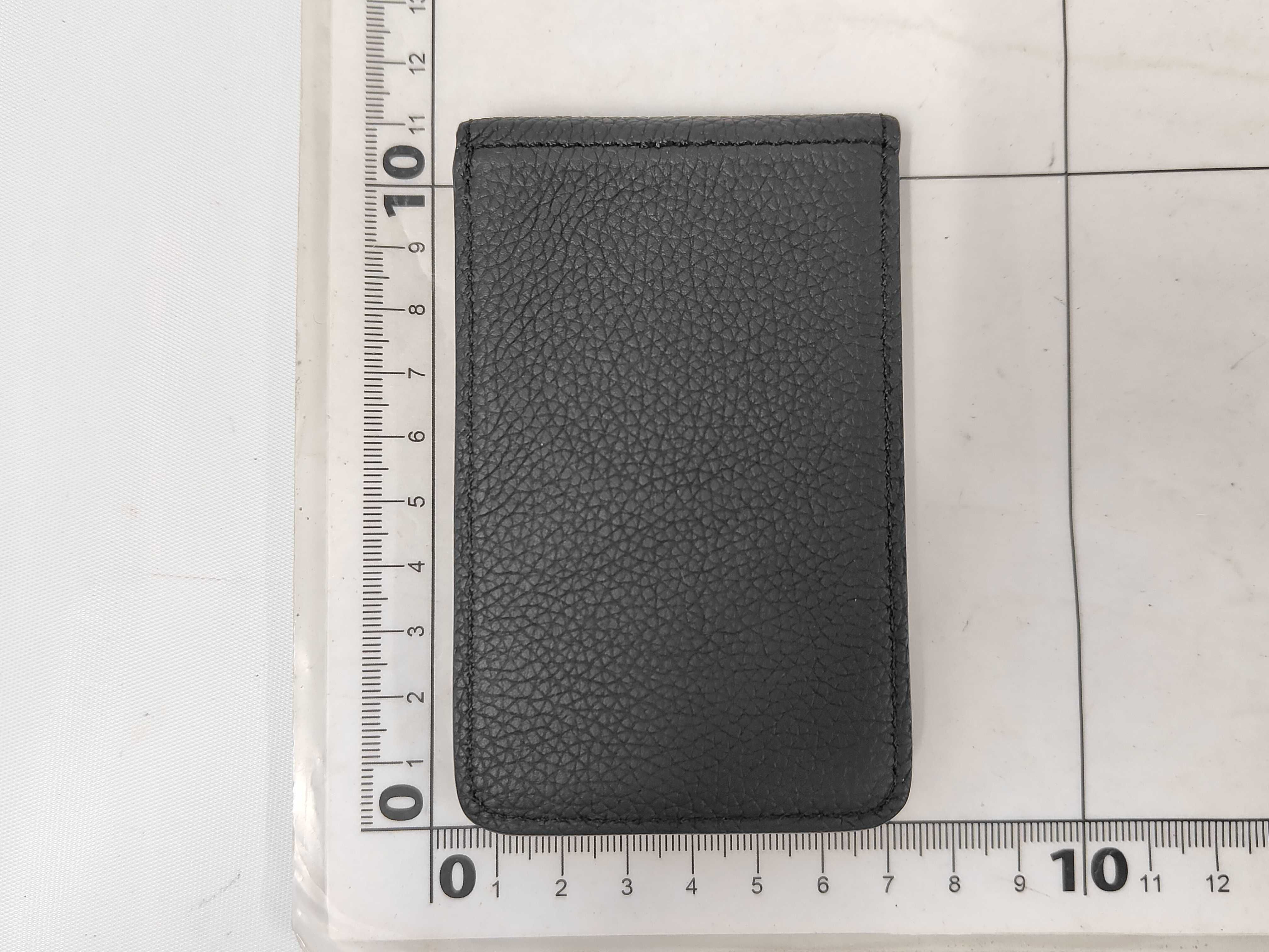 Compact Magnetic Magsafe Card Case M26742 (Card Case, Pass Case, Business Card Holder) — view 2