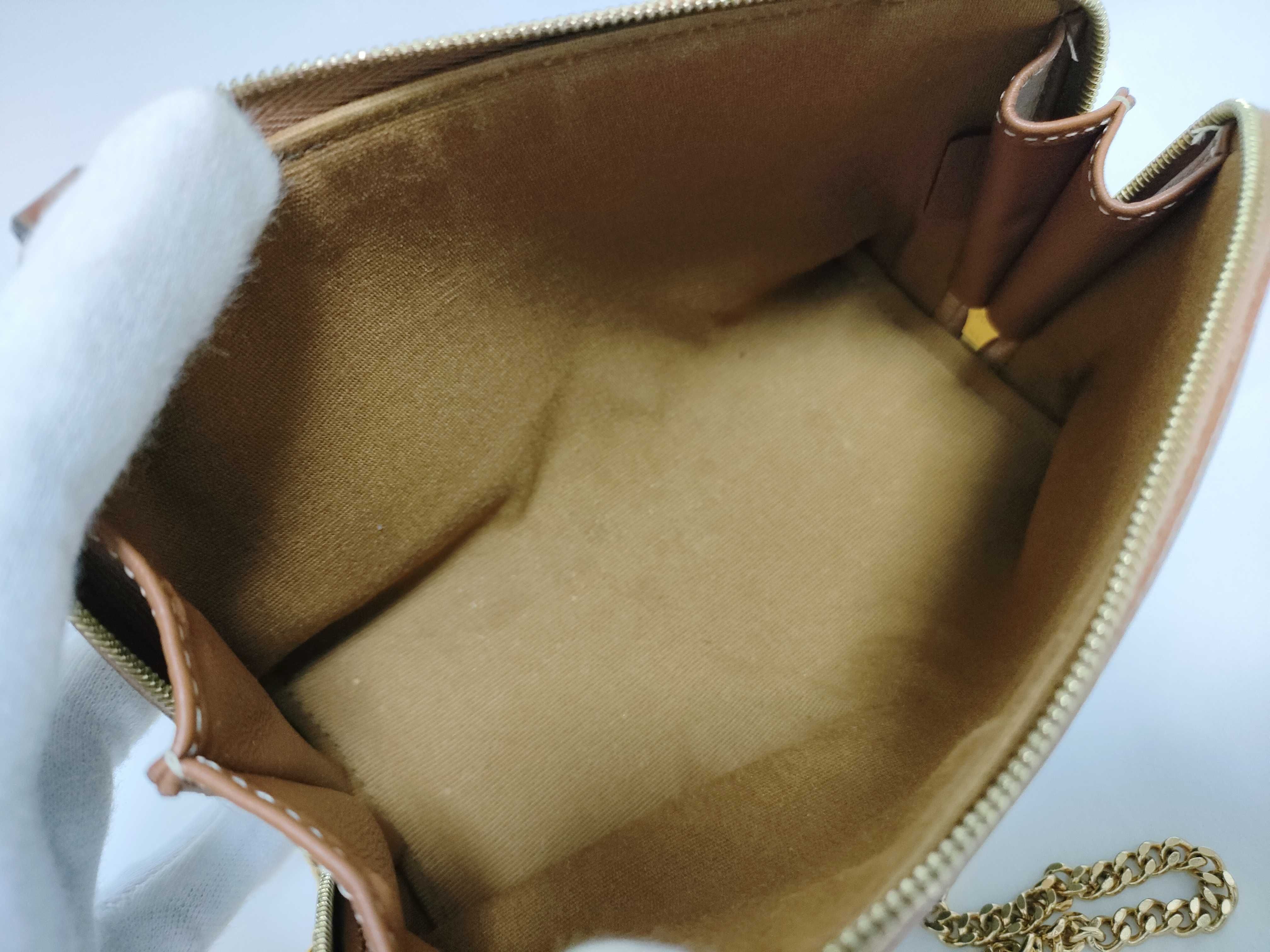 Triomphe PVC Chain Shoulder Bag — view 8