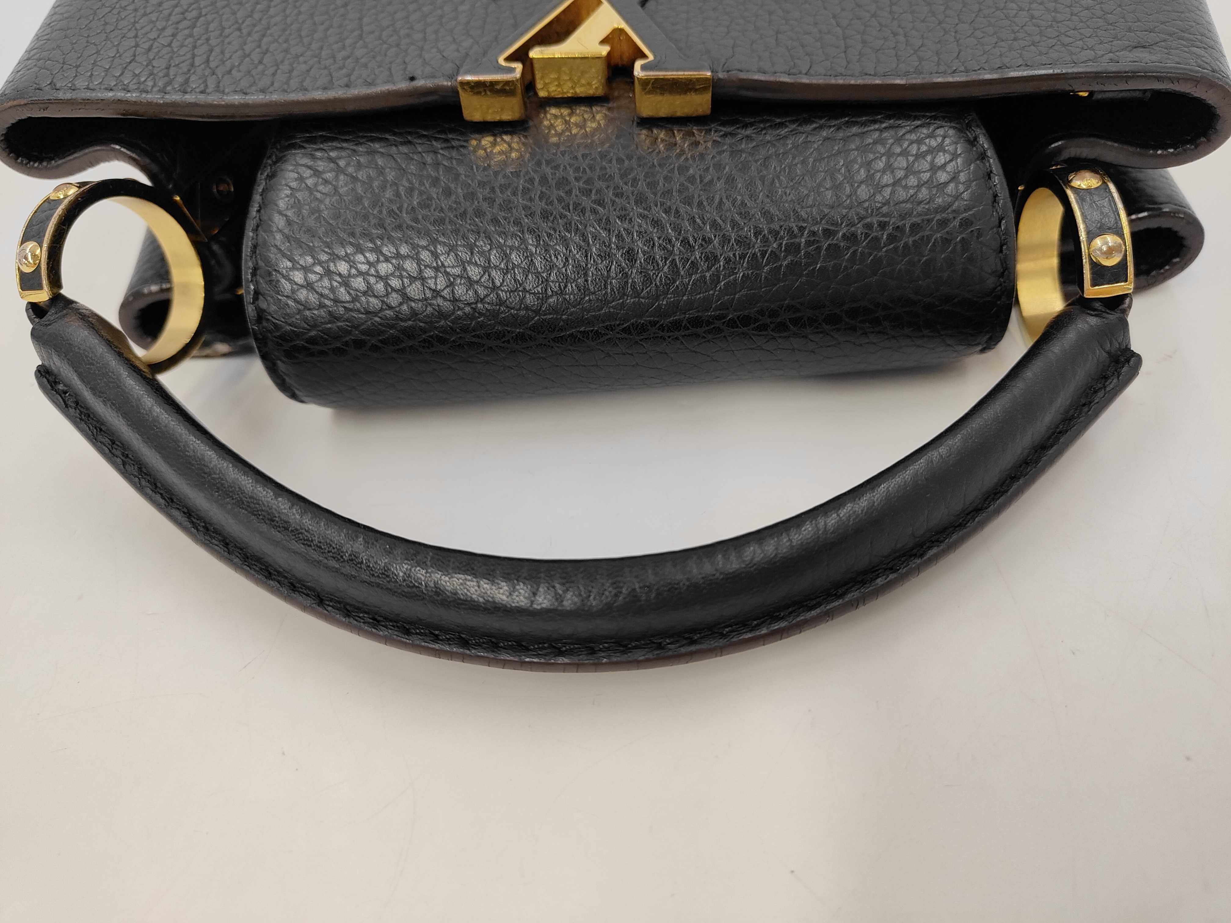 LV/Capucines BB Noir/M94755/Handbag with Strap — view 4