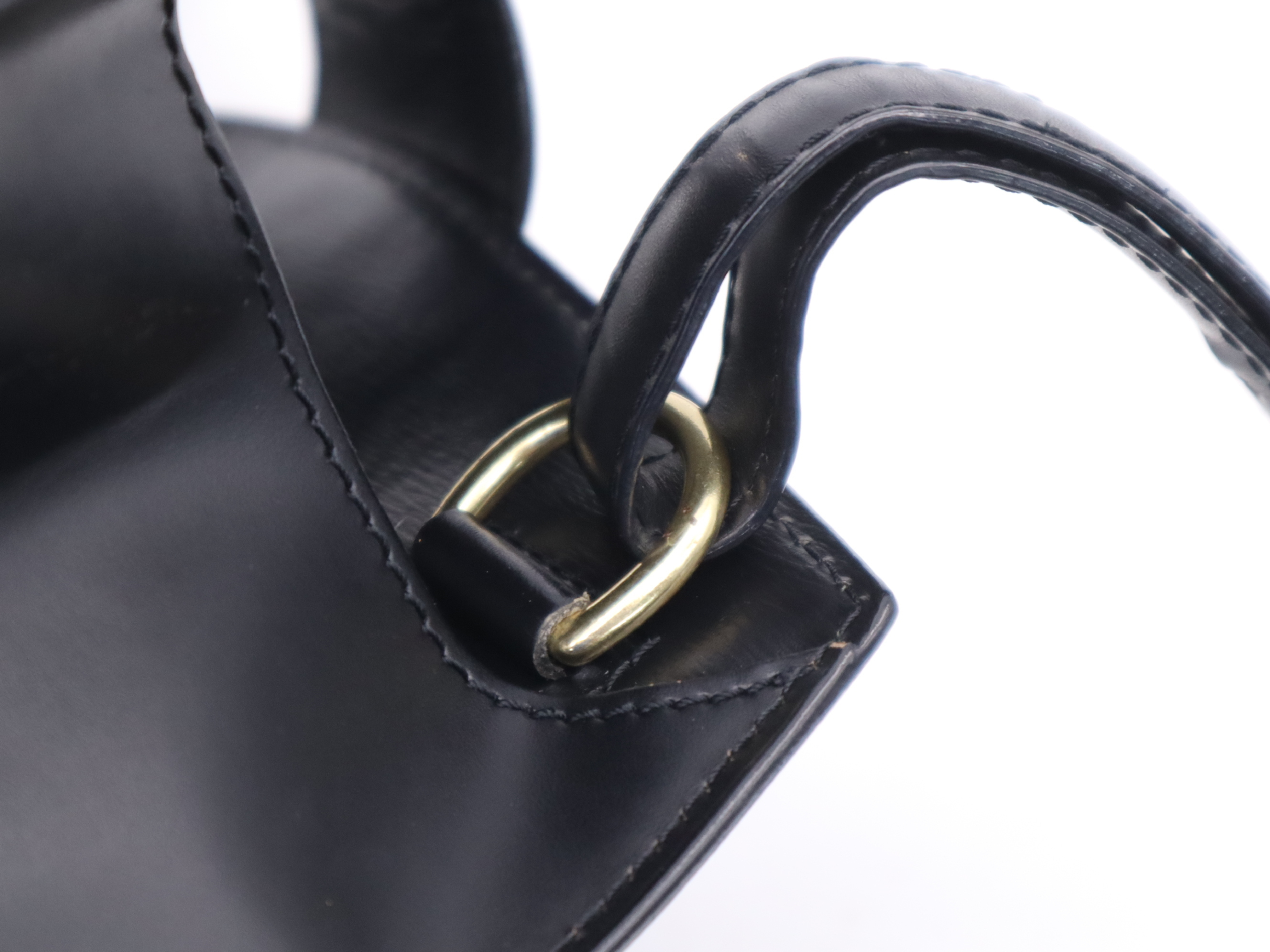 M52252 Epi Cluny Noir Shoulder Bag — view 7