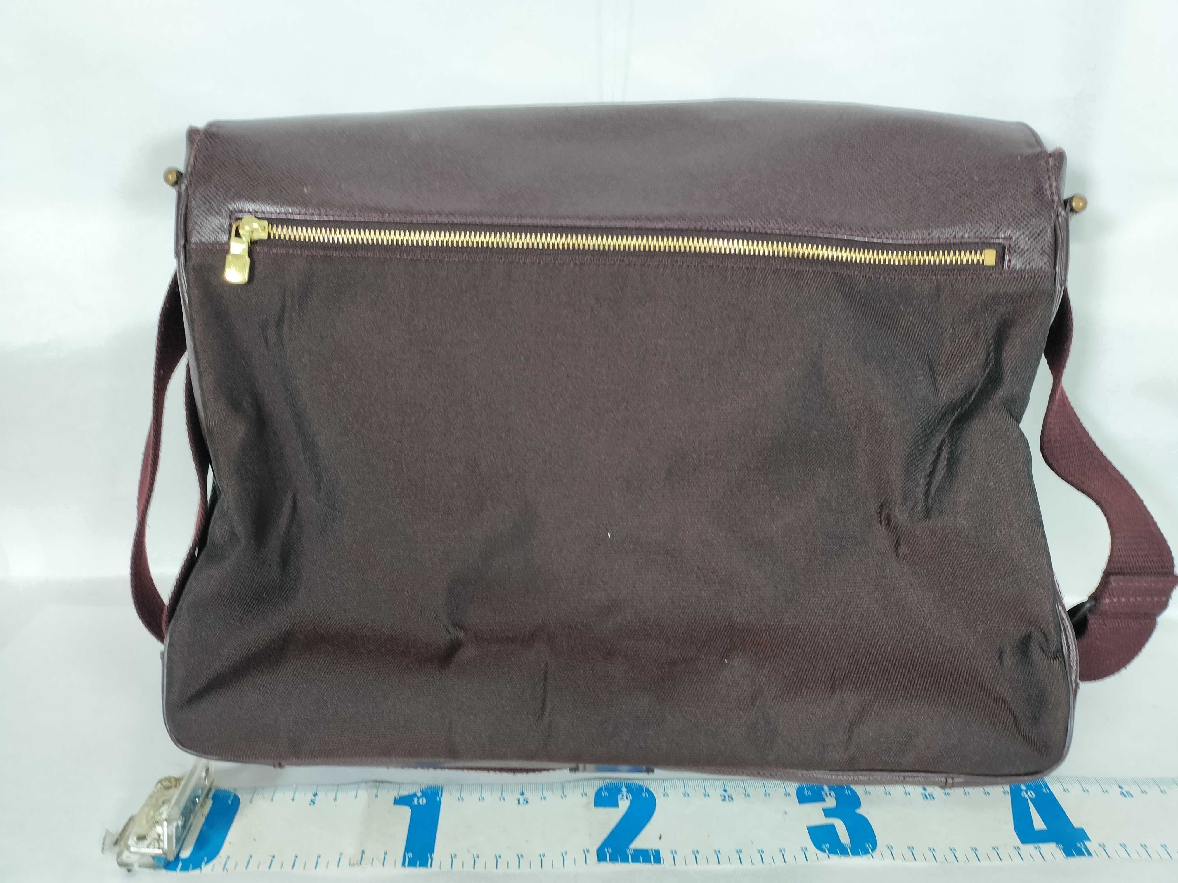 Taiga Delsu Acajou M30166 Shoulder Bag — view 2