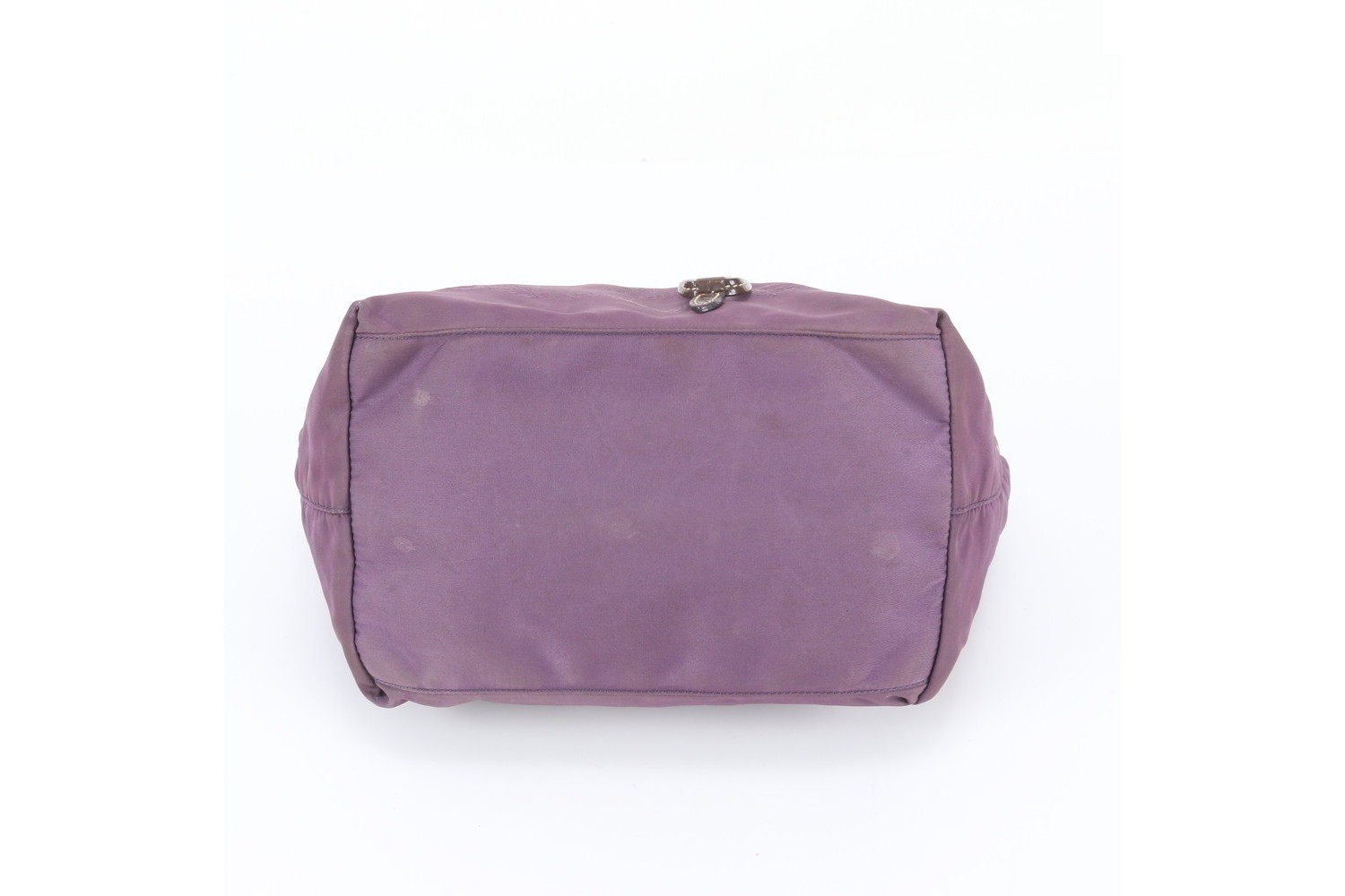 Guaranteed Authentic Tessuto Nylon Tote Bag BN1756 — view 6