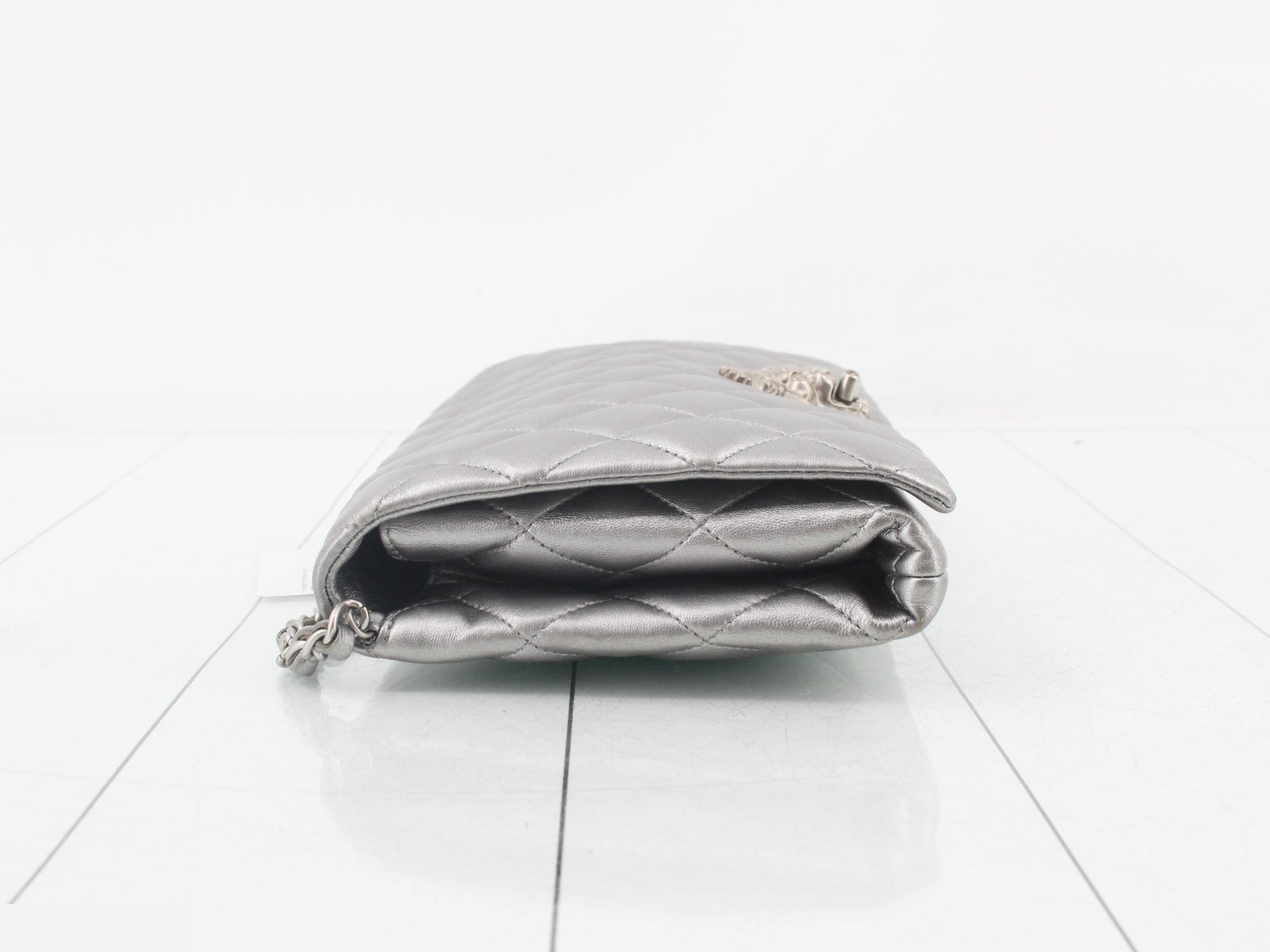 Matelassé (bag) - Shoulder bag — view 4