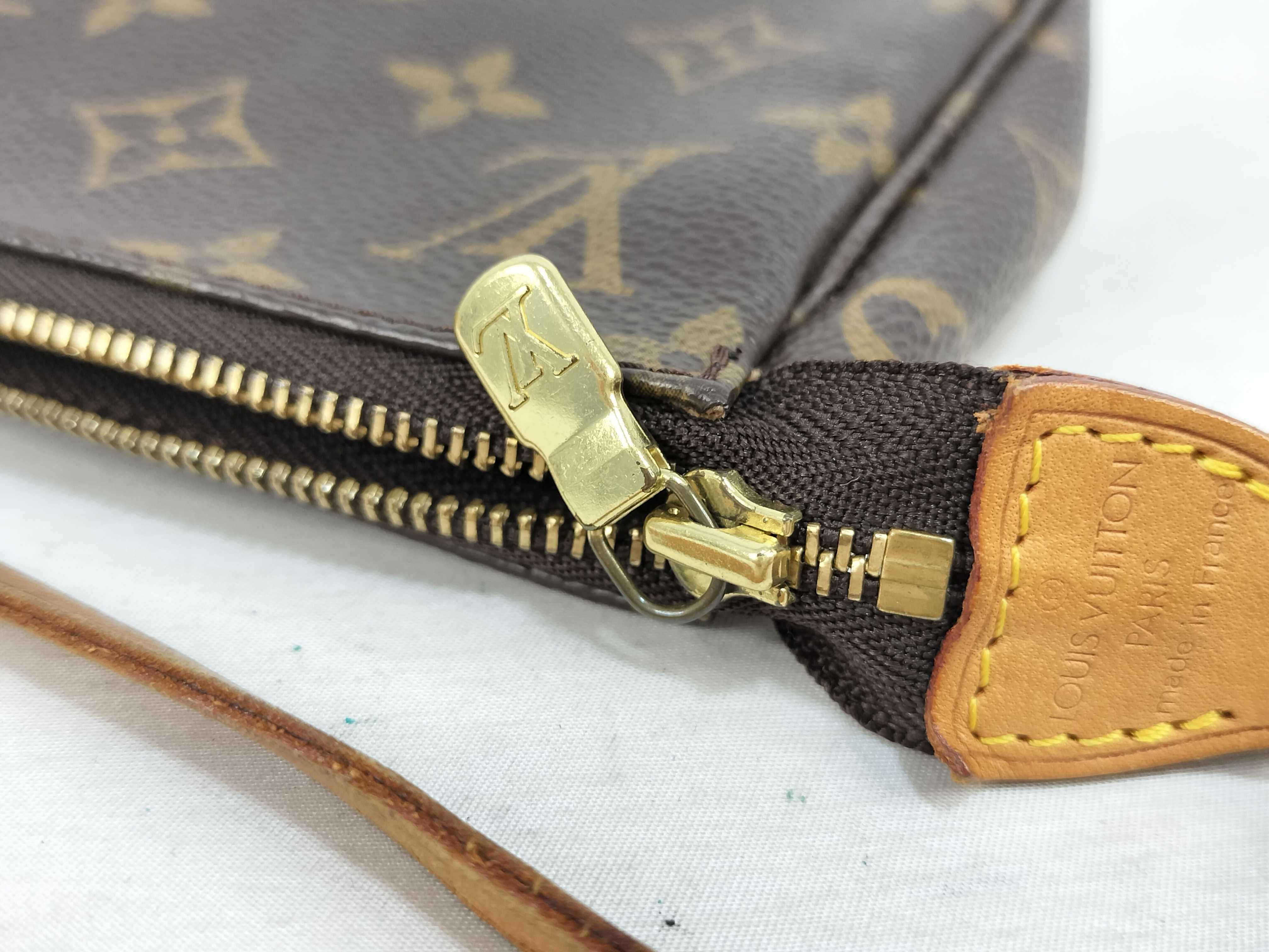 Monogram Pochette Accessoires M51980 SL1022 Handbag — view 12