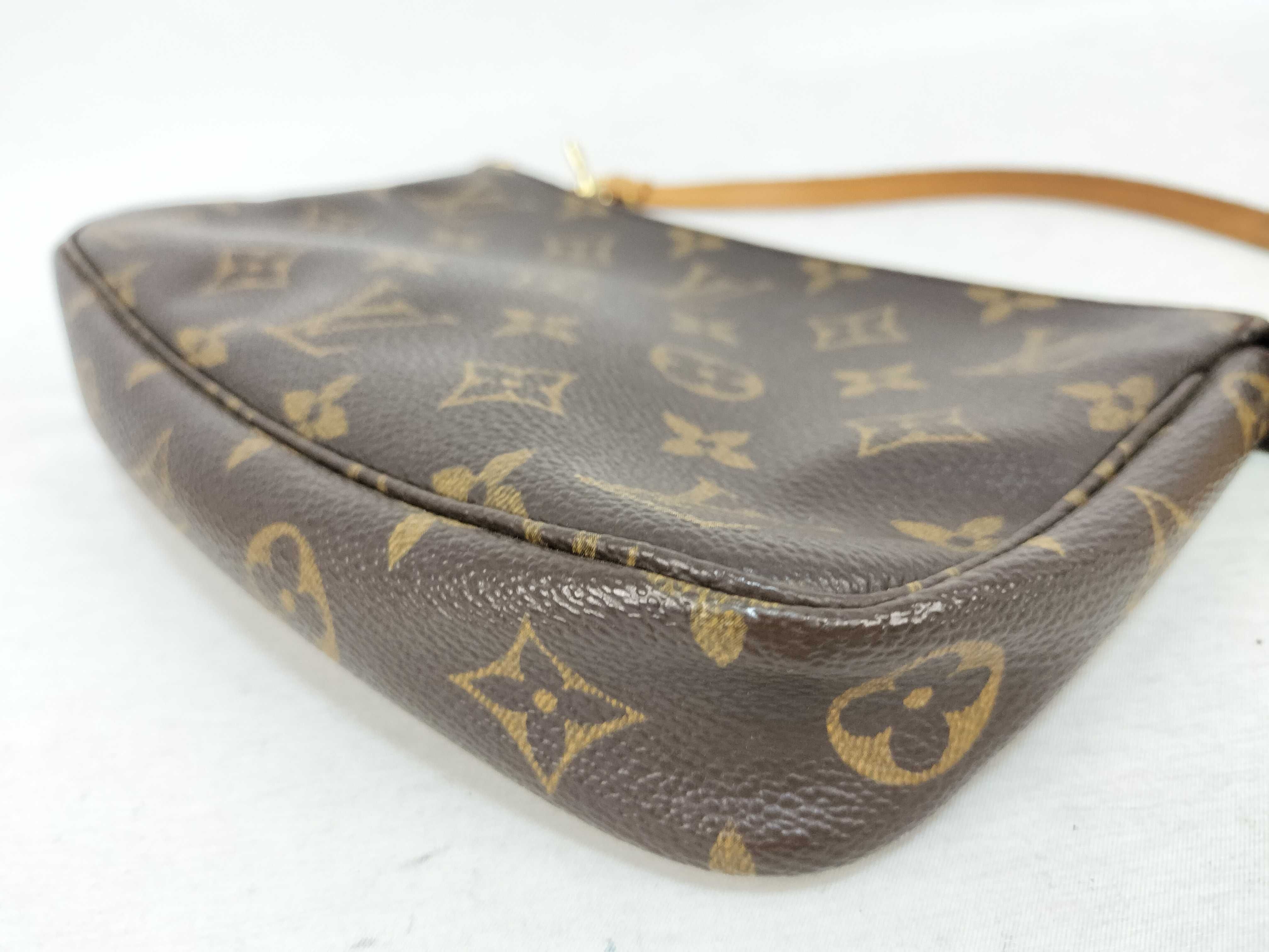 Monogram Pochette Accessoires M51980 SL1022 Handbag — view 7
